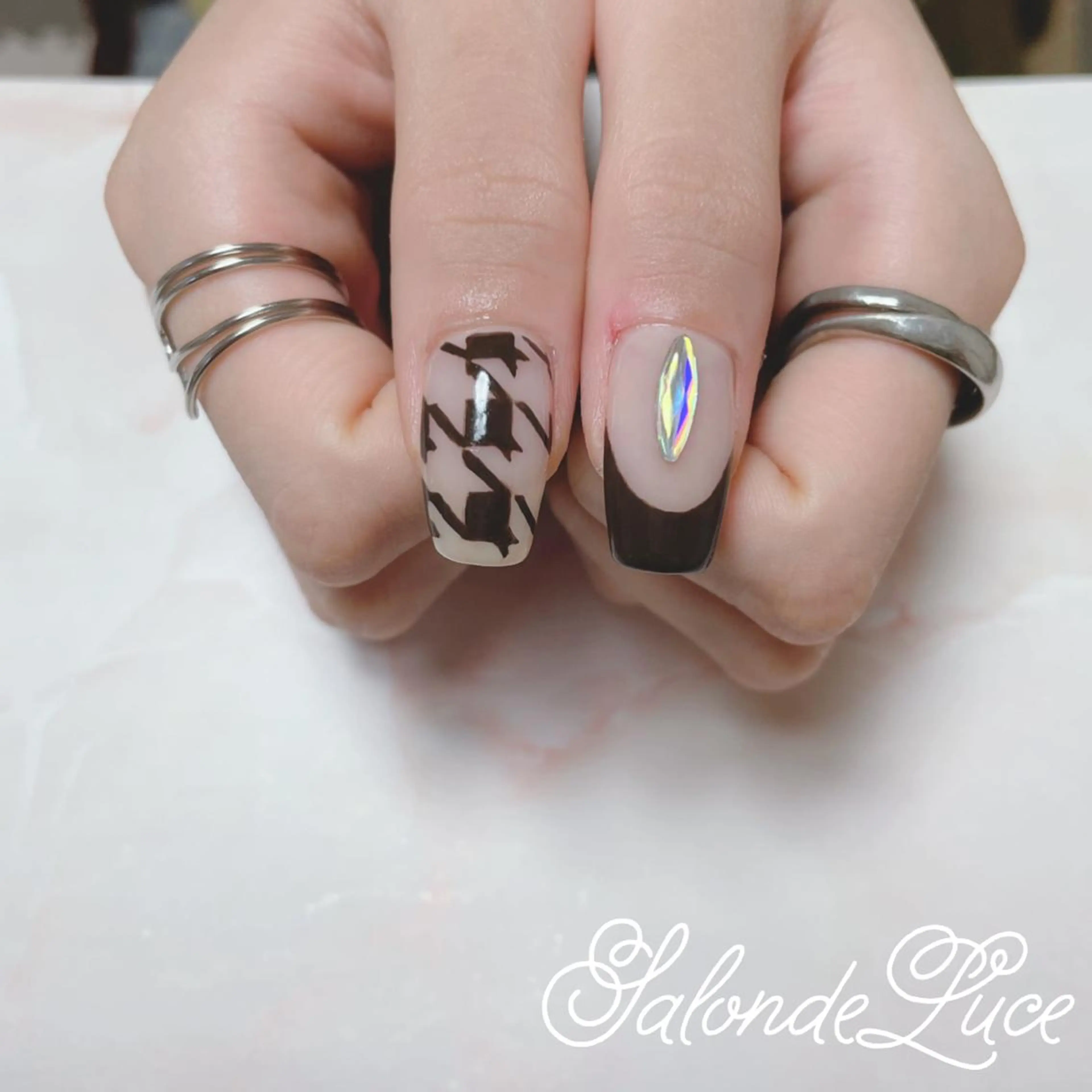 ネイル キラキラネイル ハンドネイル Salon de Luceのネイルデザイン