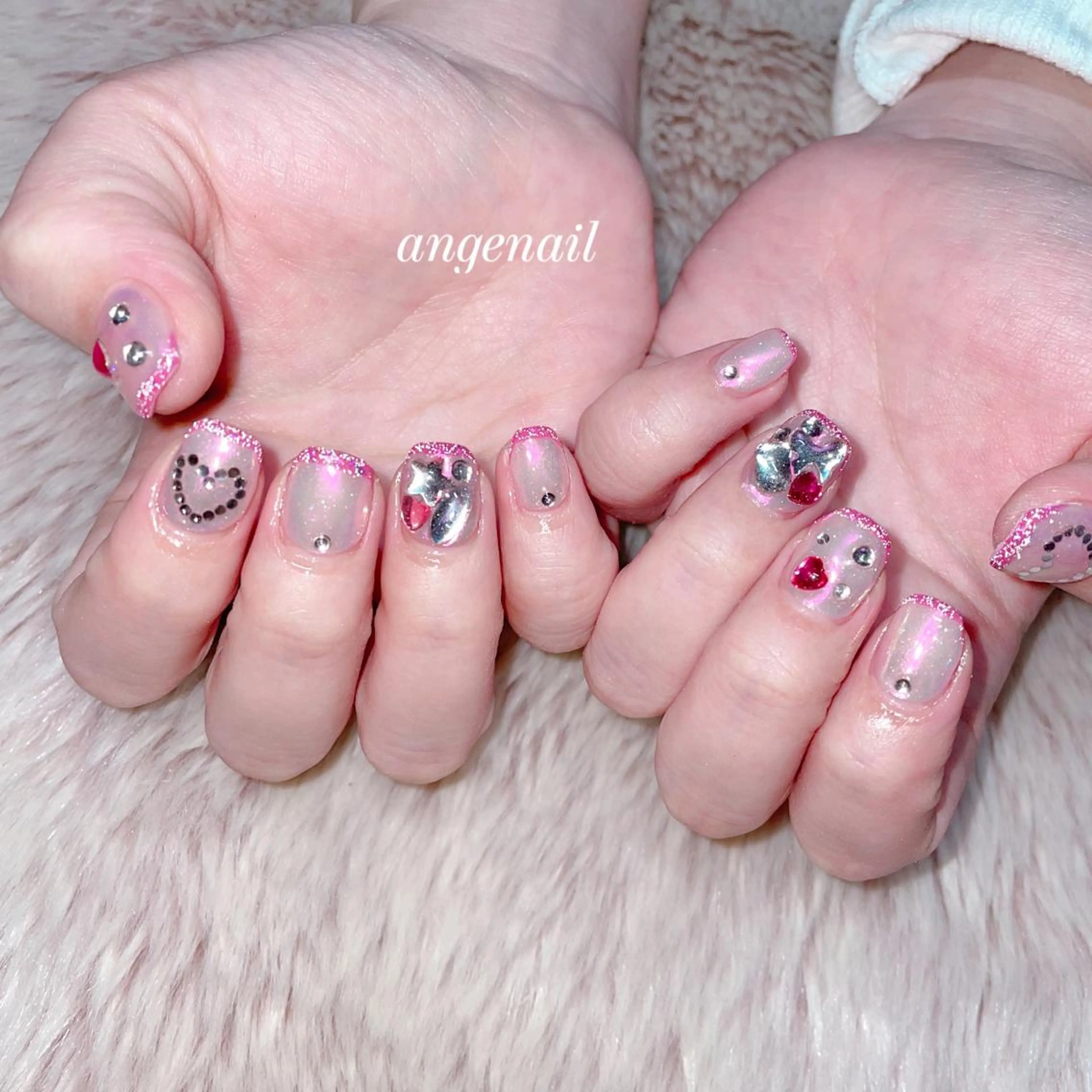 ネイル ハンドネイル オーナーネイリスト MAKIのネイルデザイン