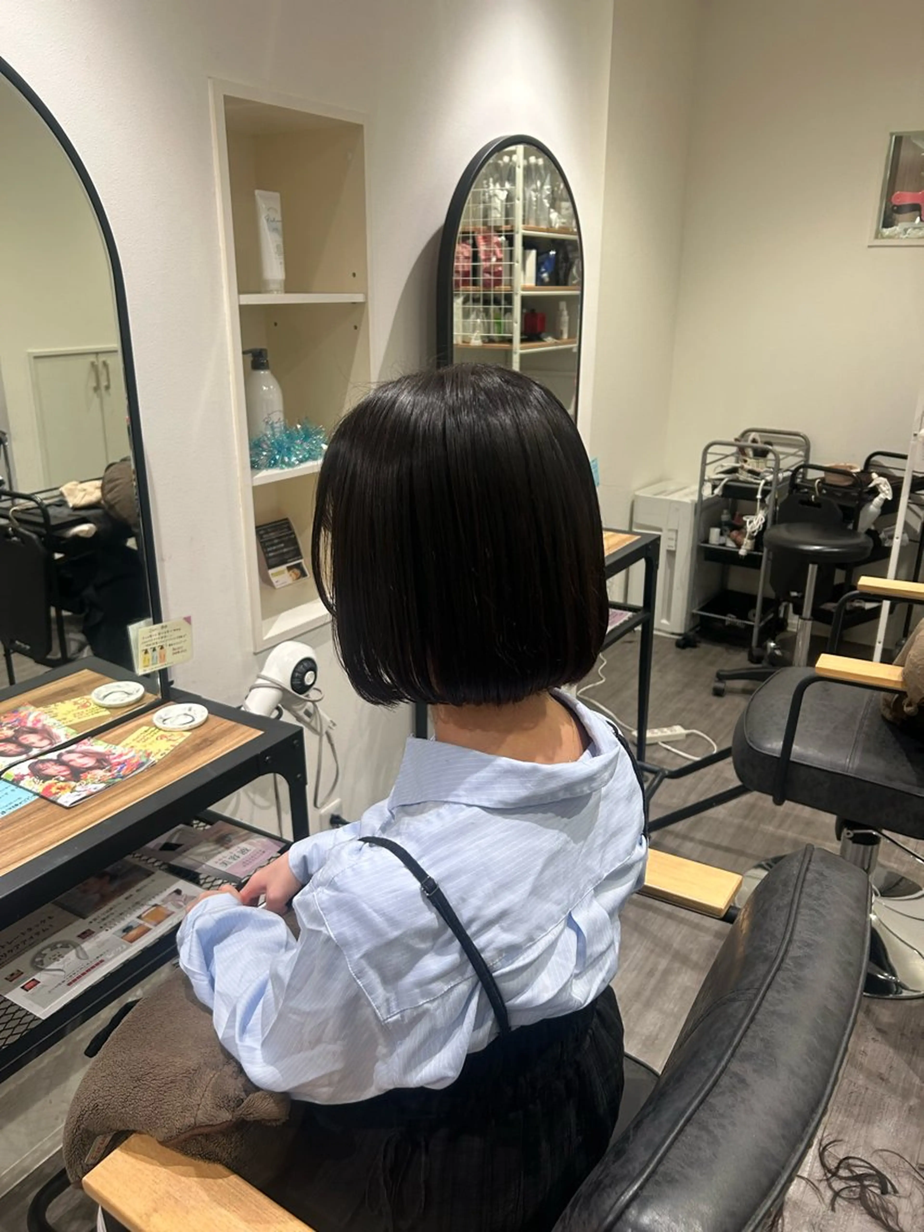 ショート ボブ 小顔カット カット cocotte 💟草間紫音💟のヘアスタイル