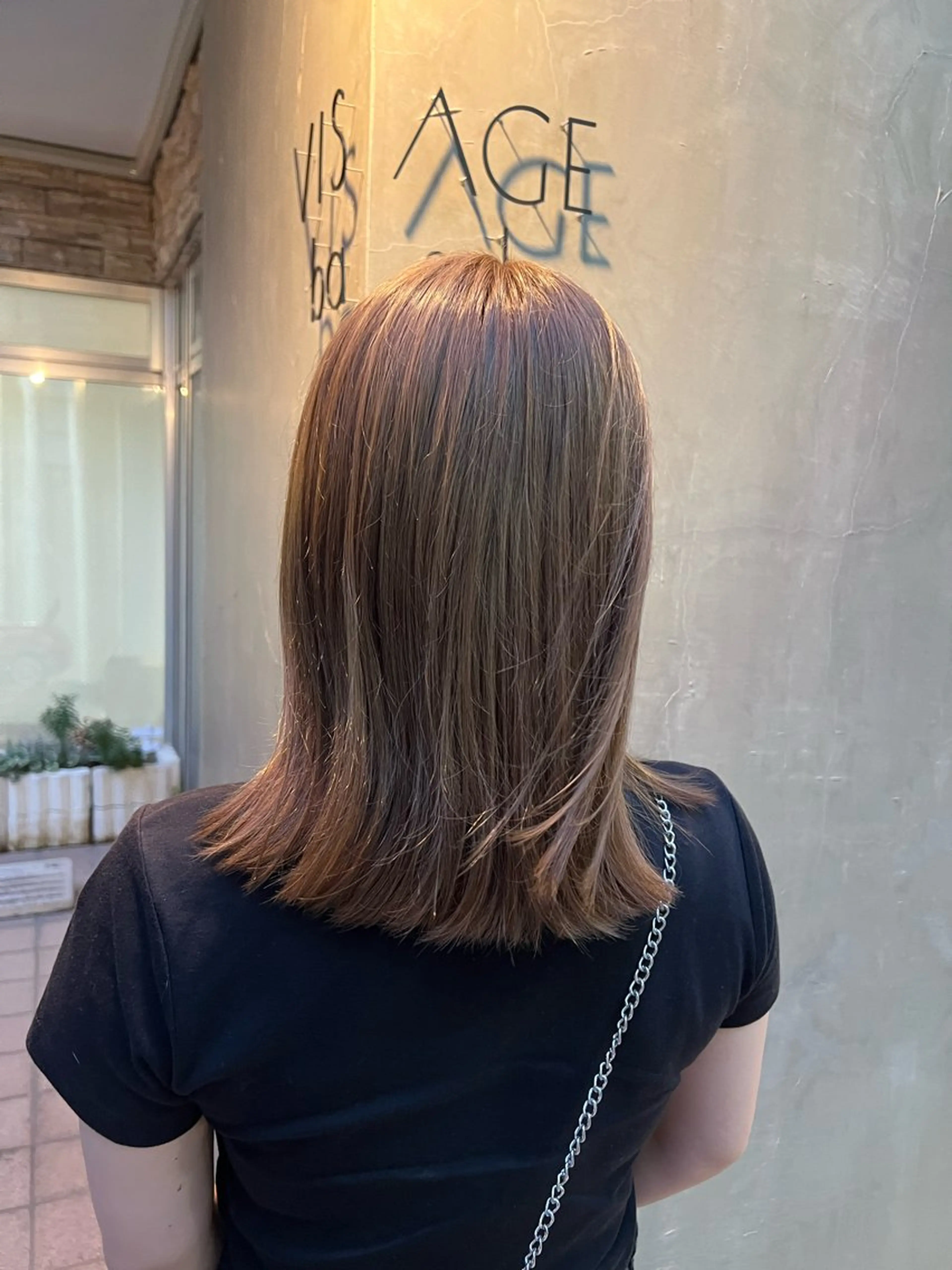 ミディアム カラー ベージュカラー ミルクティーベージュ いぐちしょうた🫧 VISAGEbaskのヘアスタイル