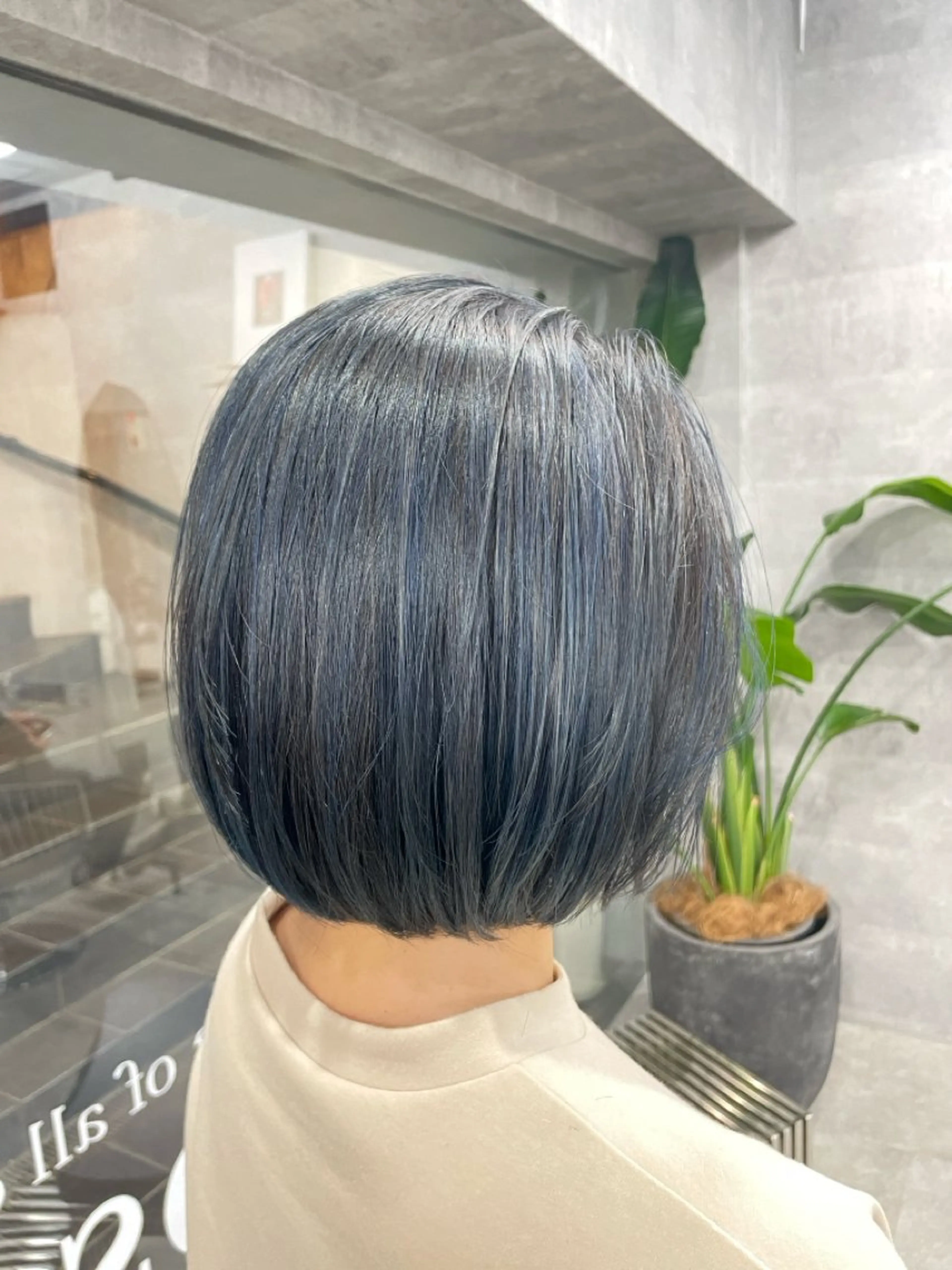 ショート カラー カット ヘアカラー トリートメント You/透明感カラー レイヤーカット/ボブのヘアスタイル