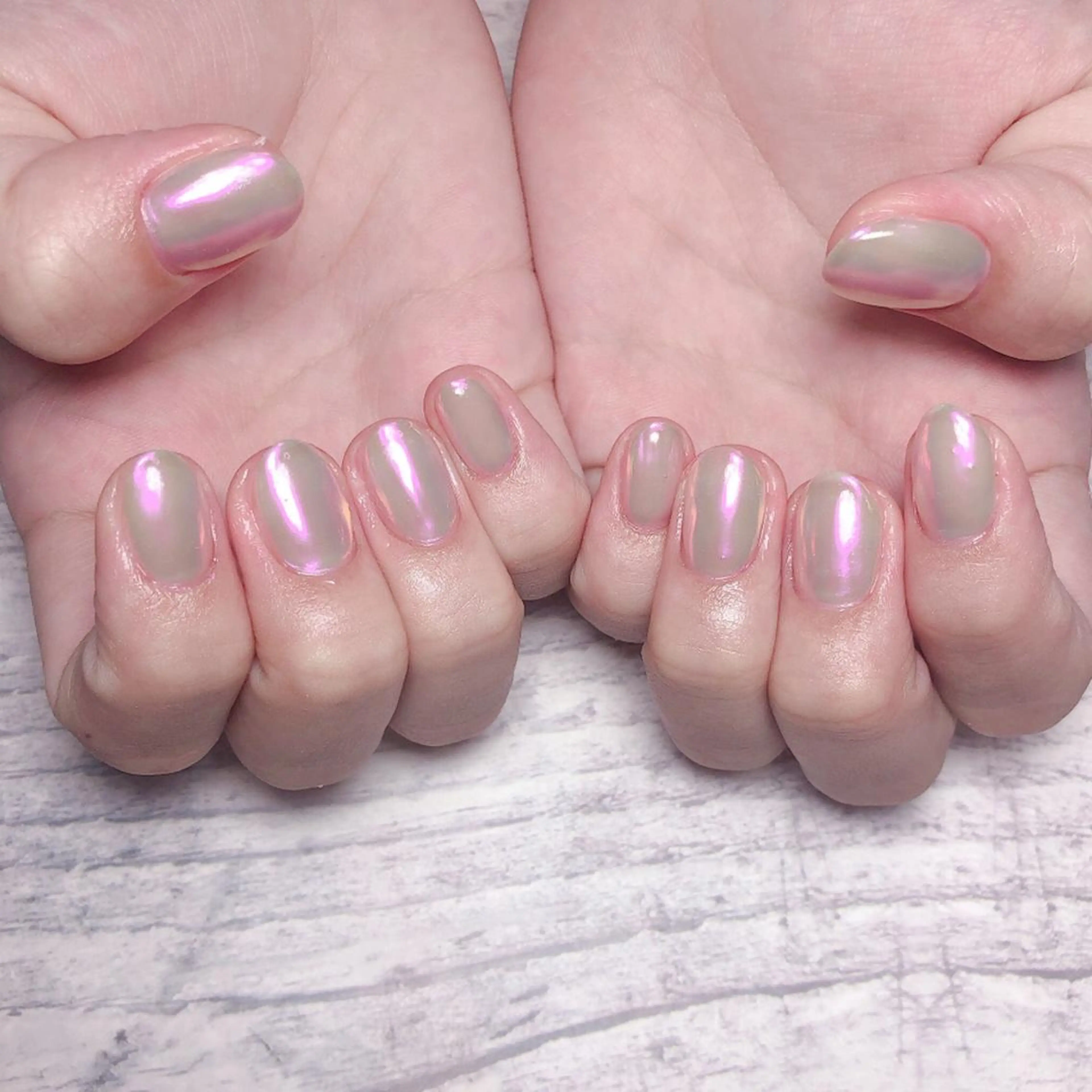 ネイル ミラーネイル DollyGirl KYOKOのネイルデザイン