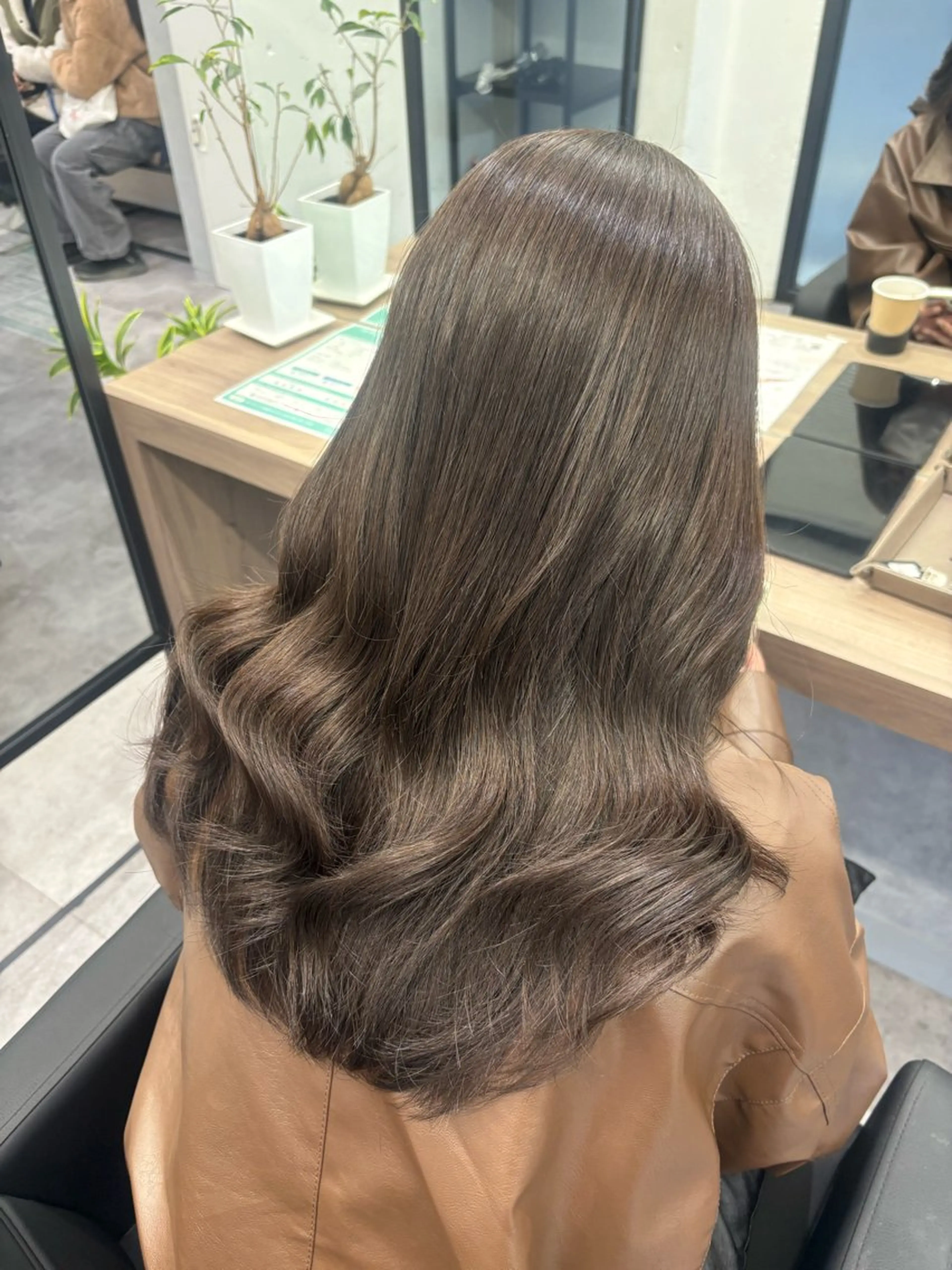 ロング カラー カット ヘアカラー 縮毛矯正 トリートメント COCO .のヘアスタイル