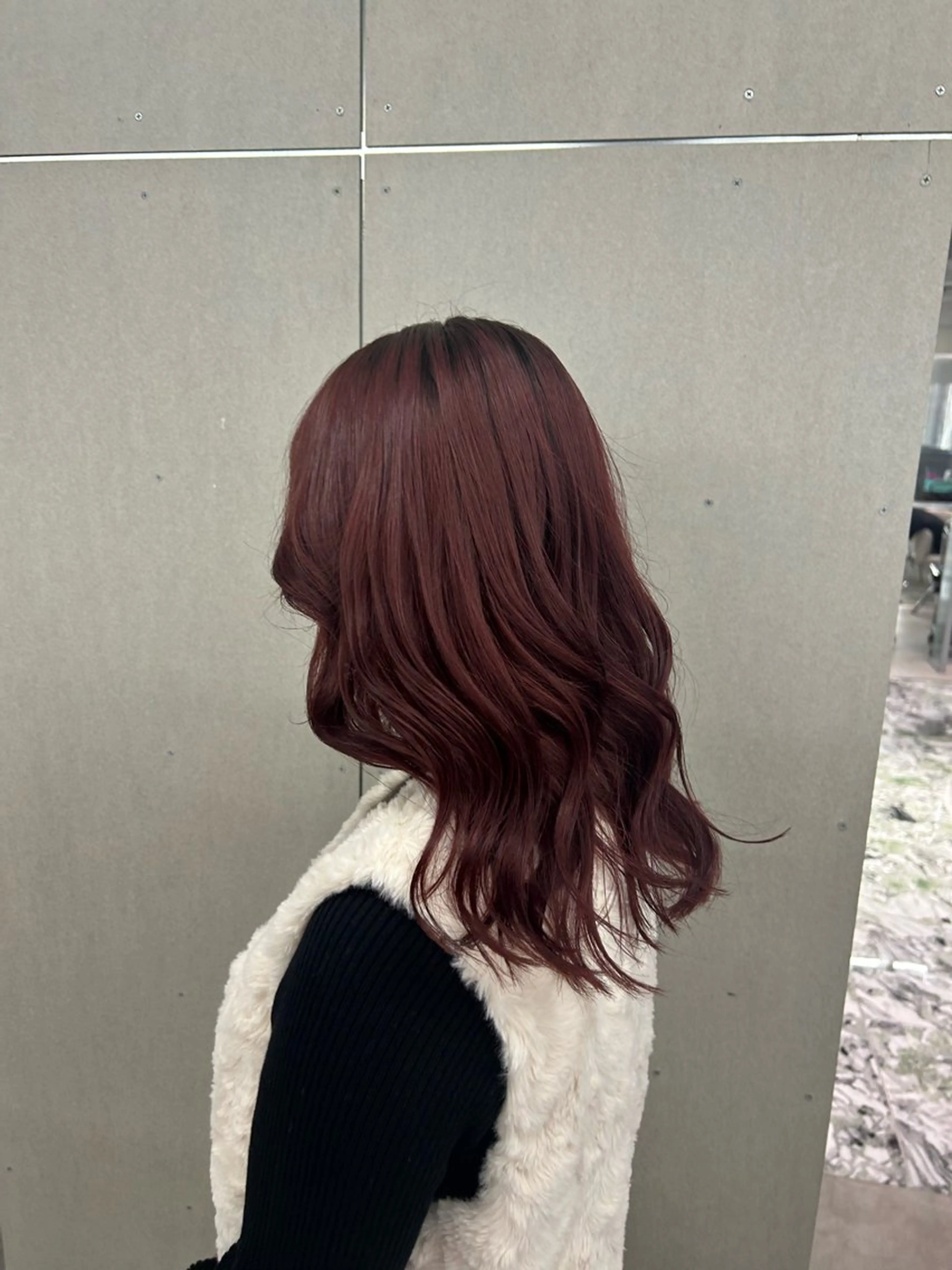 セミロング カラー ヘアアレンジ ピンクカラー 寺澤 花梨のヘアスタイル