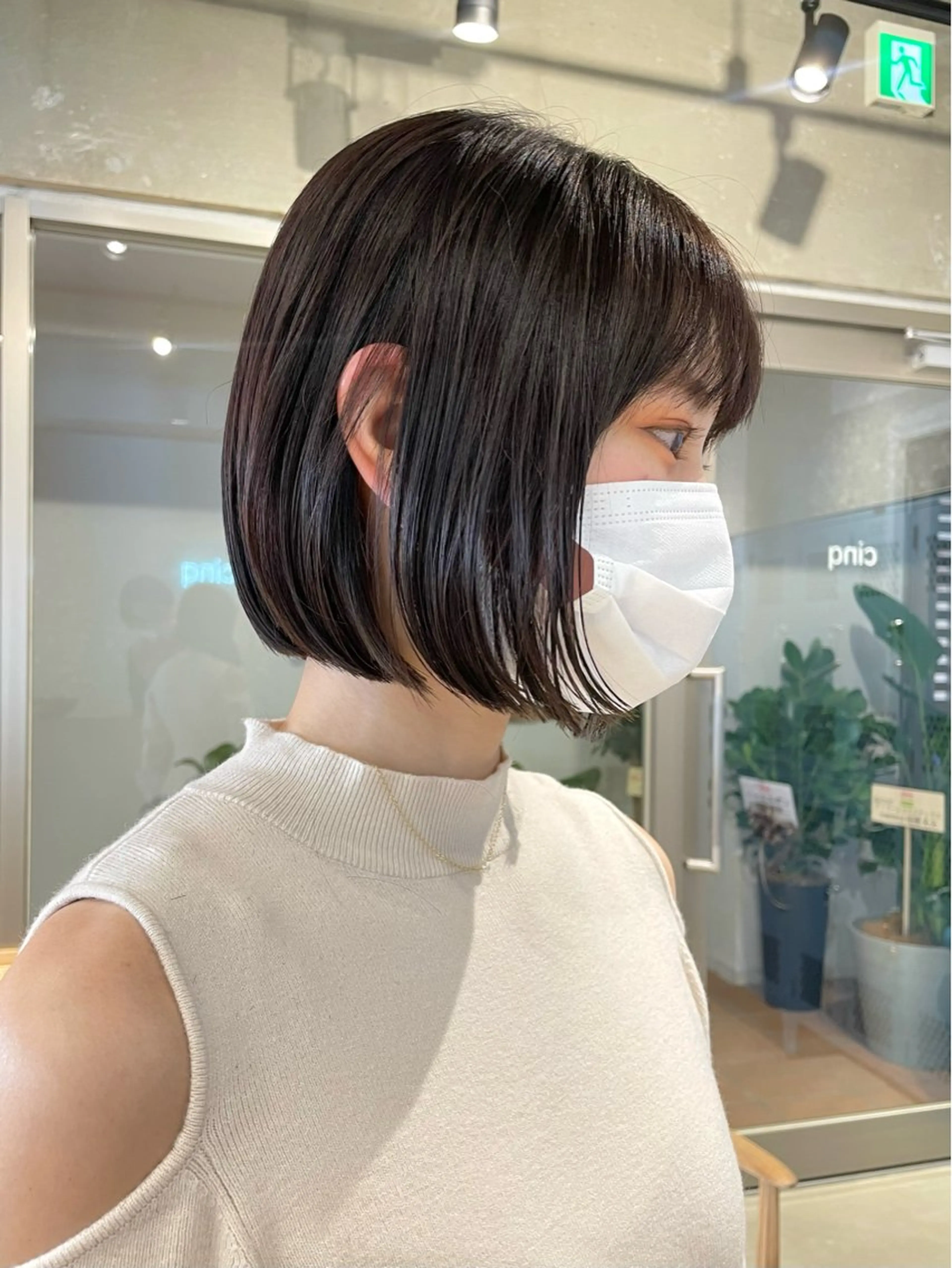 ショート ⭐ハイトーンブリーチ ミルクティーピンクのヘアスタイル