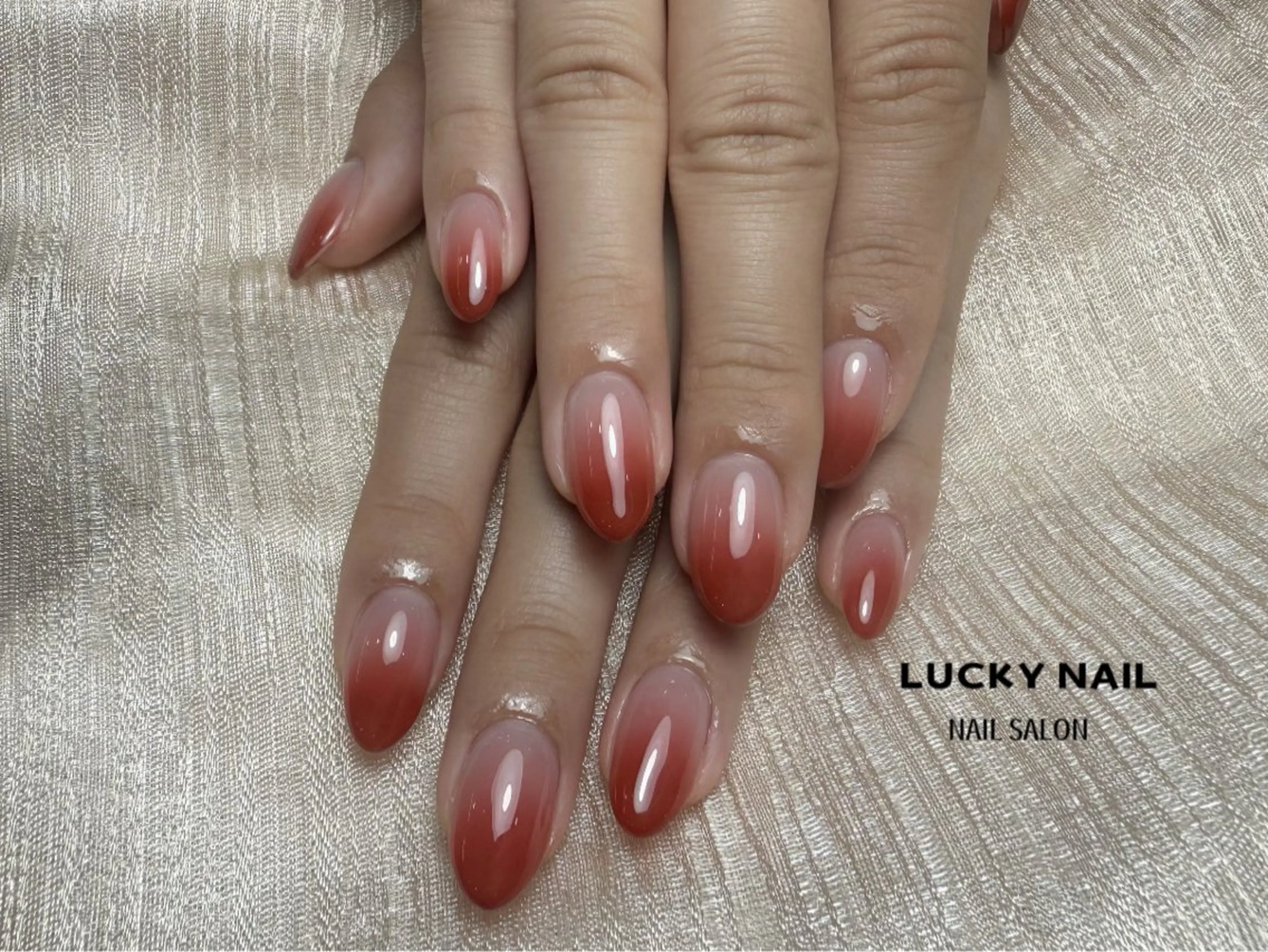 ネイル LUCKY NAILのネイルデザイン