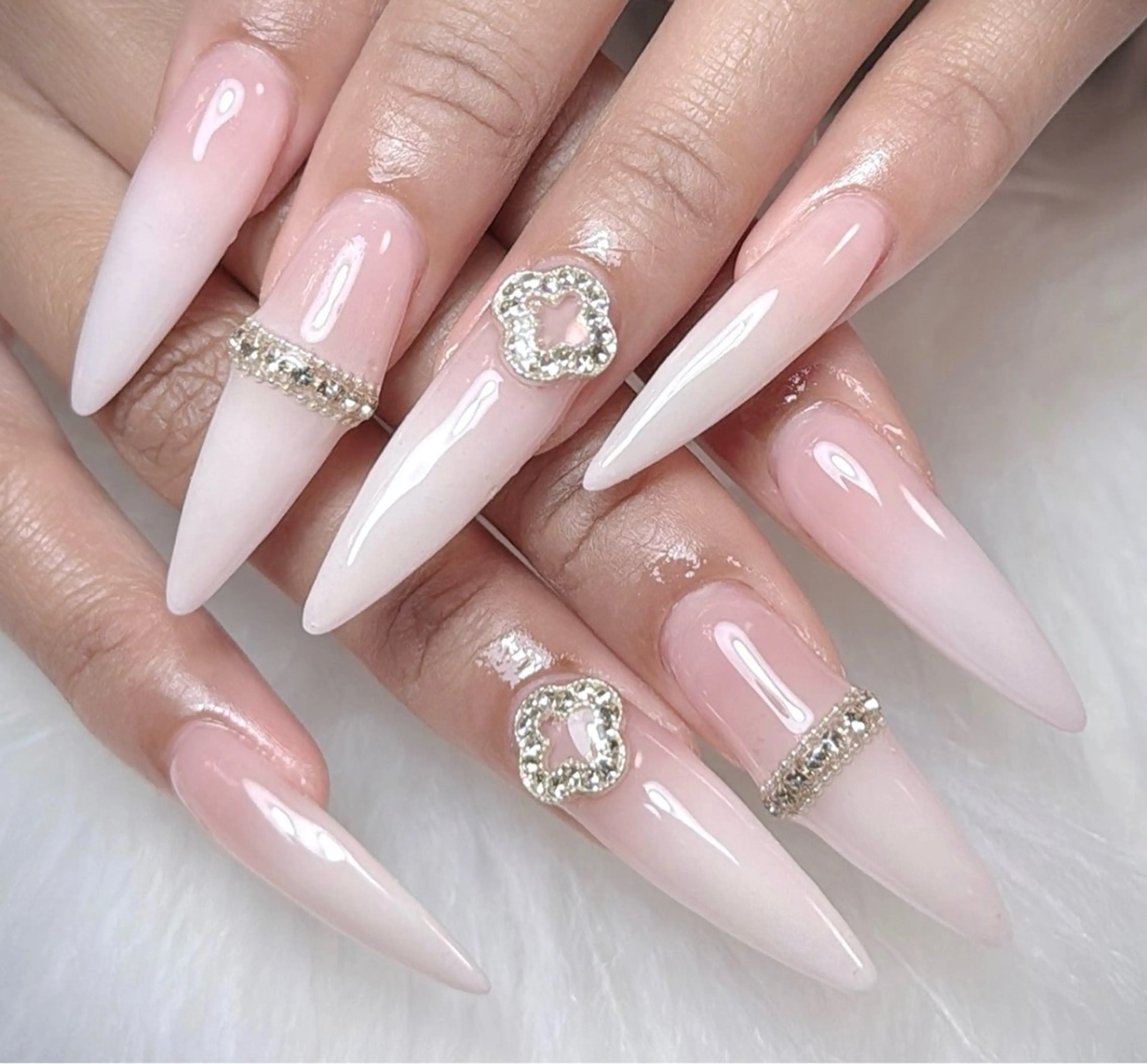 ネイル ハンドネイル REI NAIL1のネイルデザイン