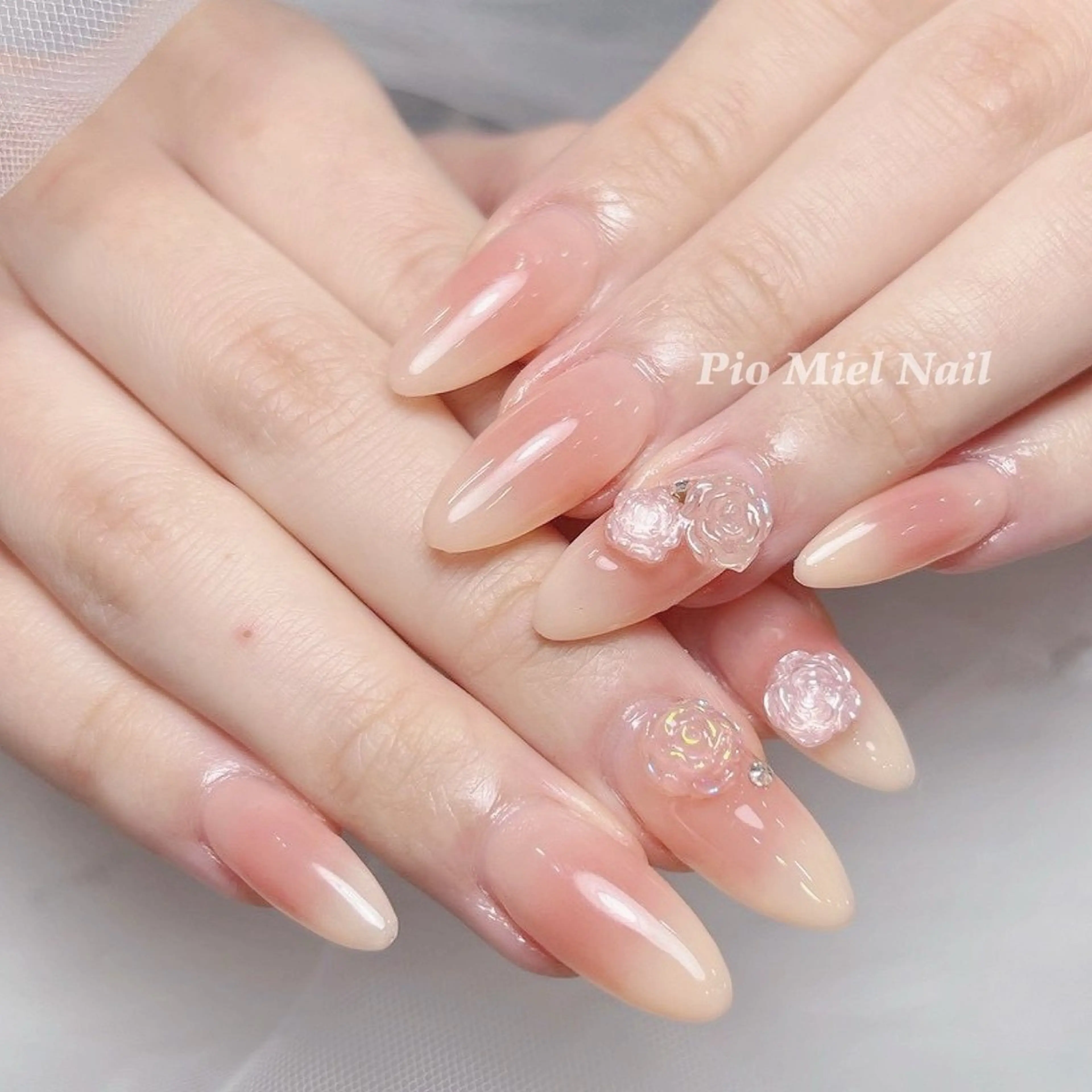 ネイル ハンドネイル HANA 長さだしのネイルデザイン