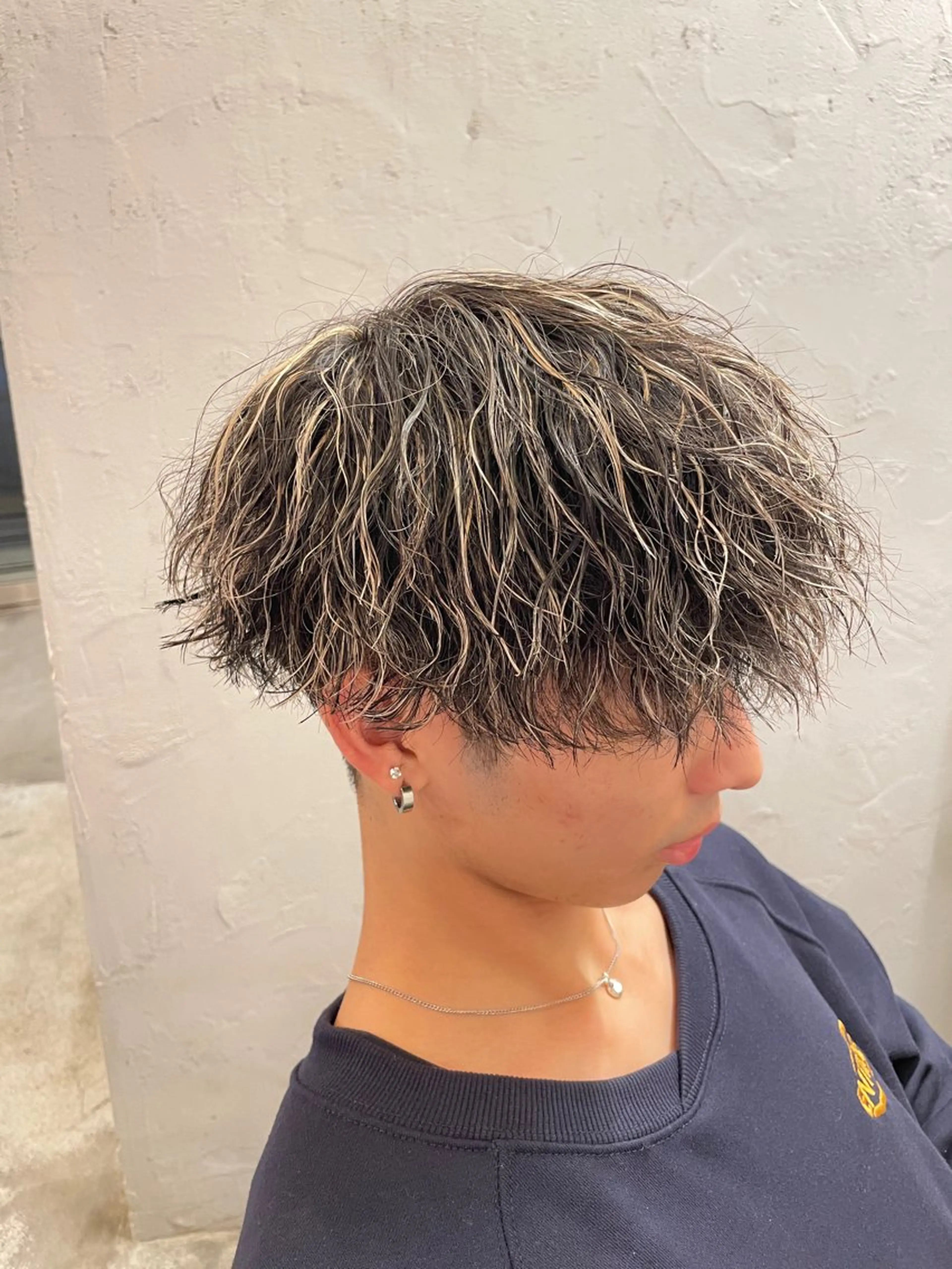 カラー パーマ メンズ メンズハイライト ハイライトカラー メンズパーマ👑 Takashiのヘアスタイル