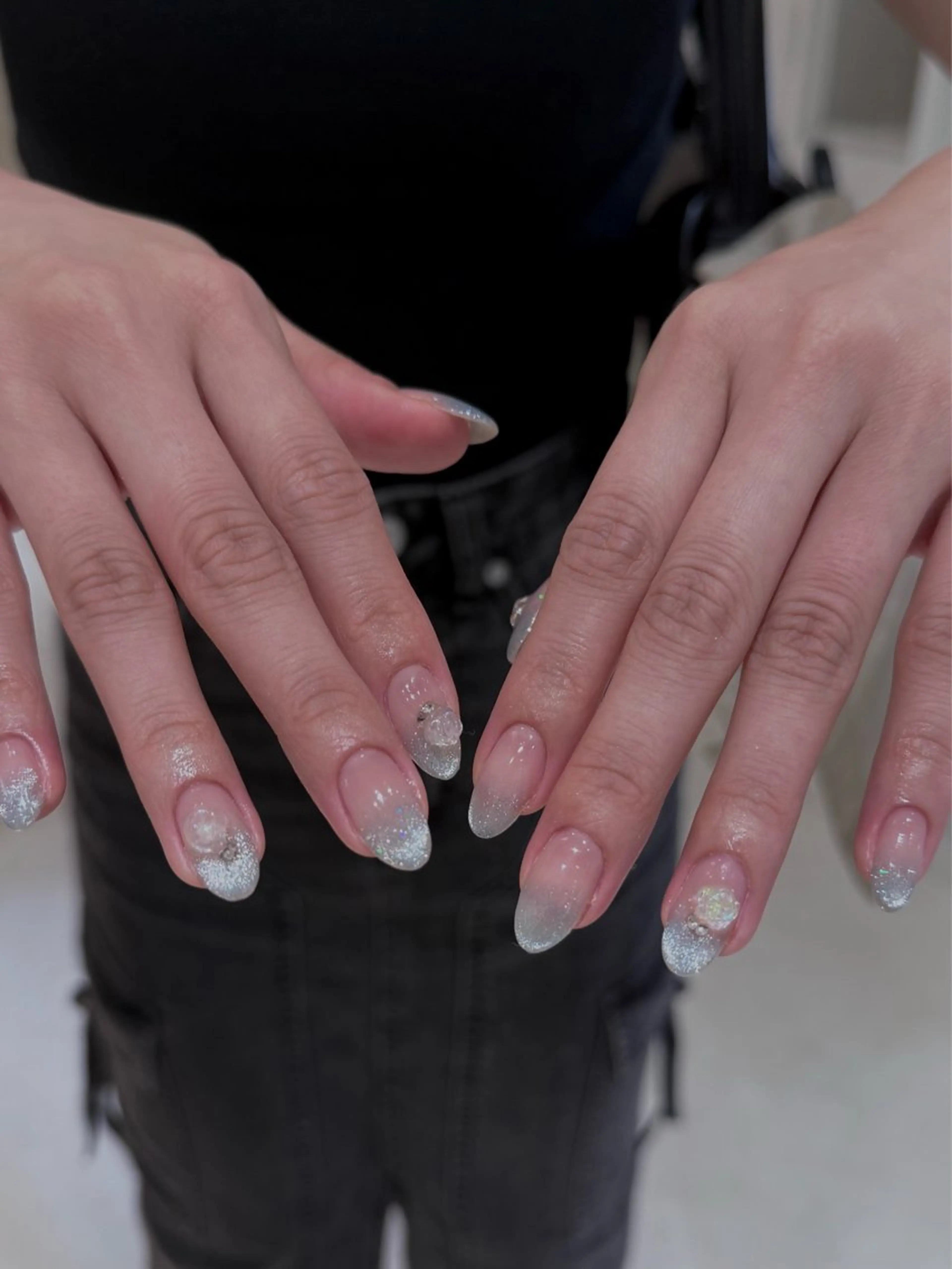 ネイル mikoto 🎀 艶々美フォルムのネイルデザイン