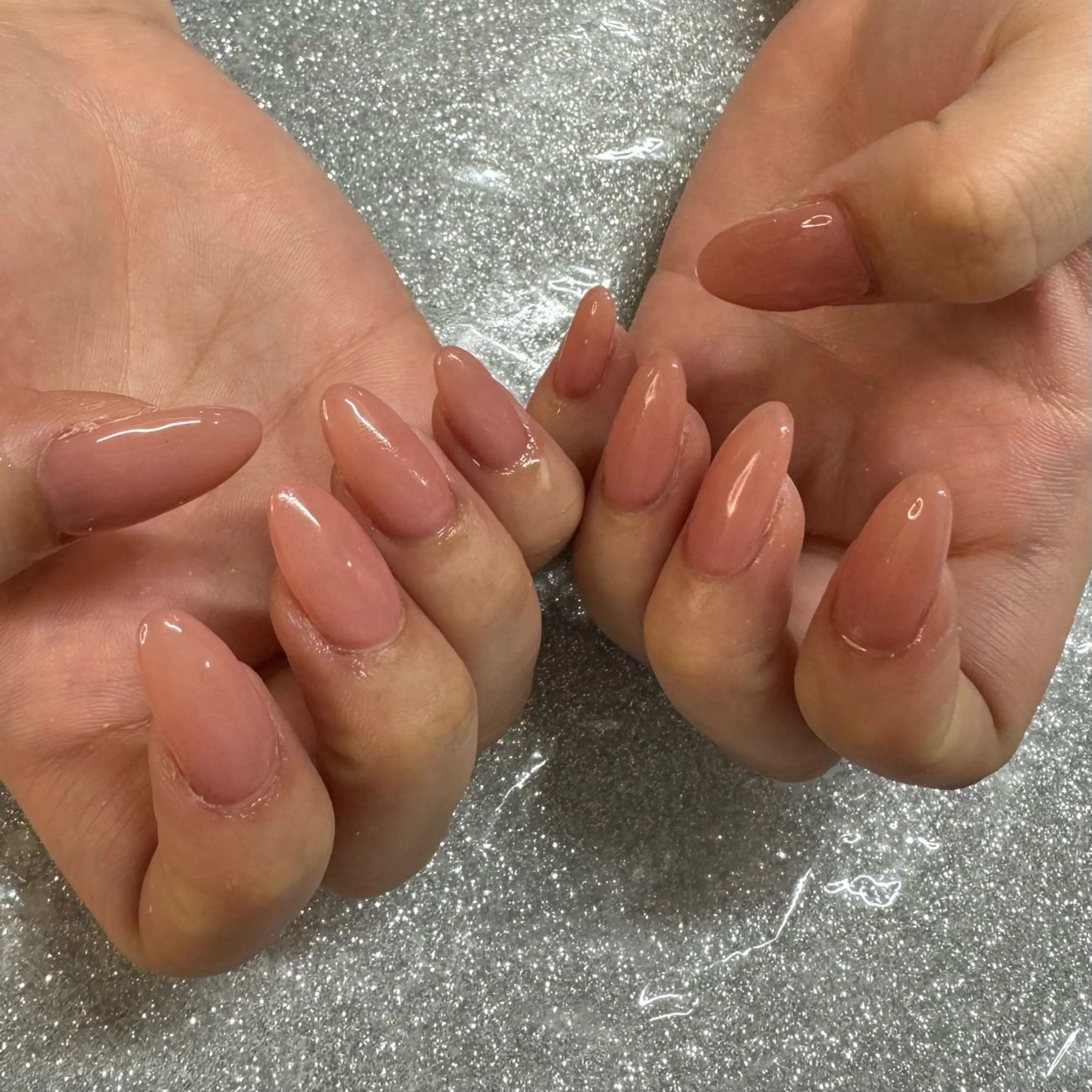 ネイル ハンドネイル VIERU 🌈🎀💖のネイルデザイン