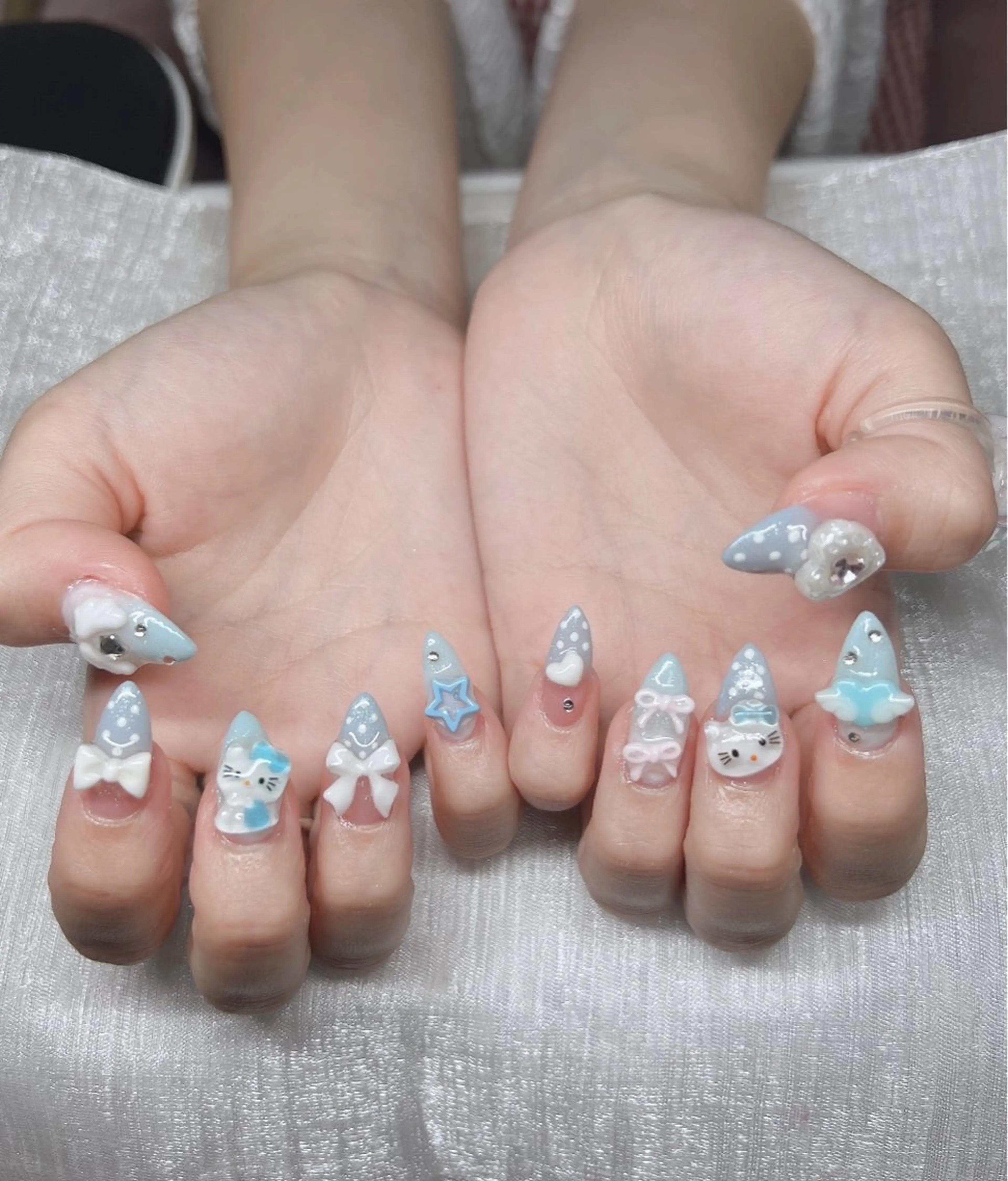 ネイル オーロラネイル チークネイル 長さ出し フットネイル フレンチネイル ハンドネイル Lee Nails チップ長さだし専門店のネイルデザイン