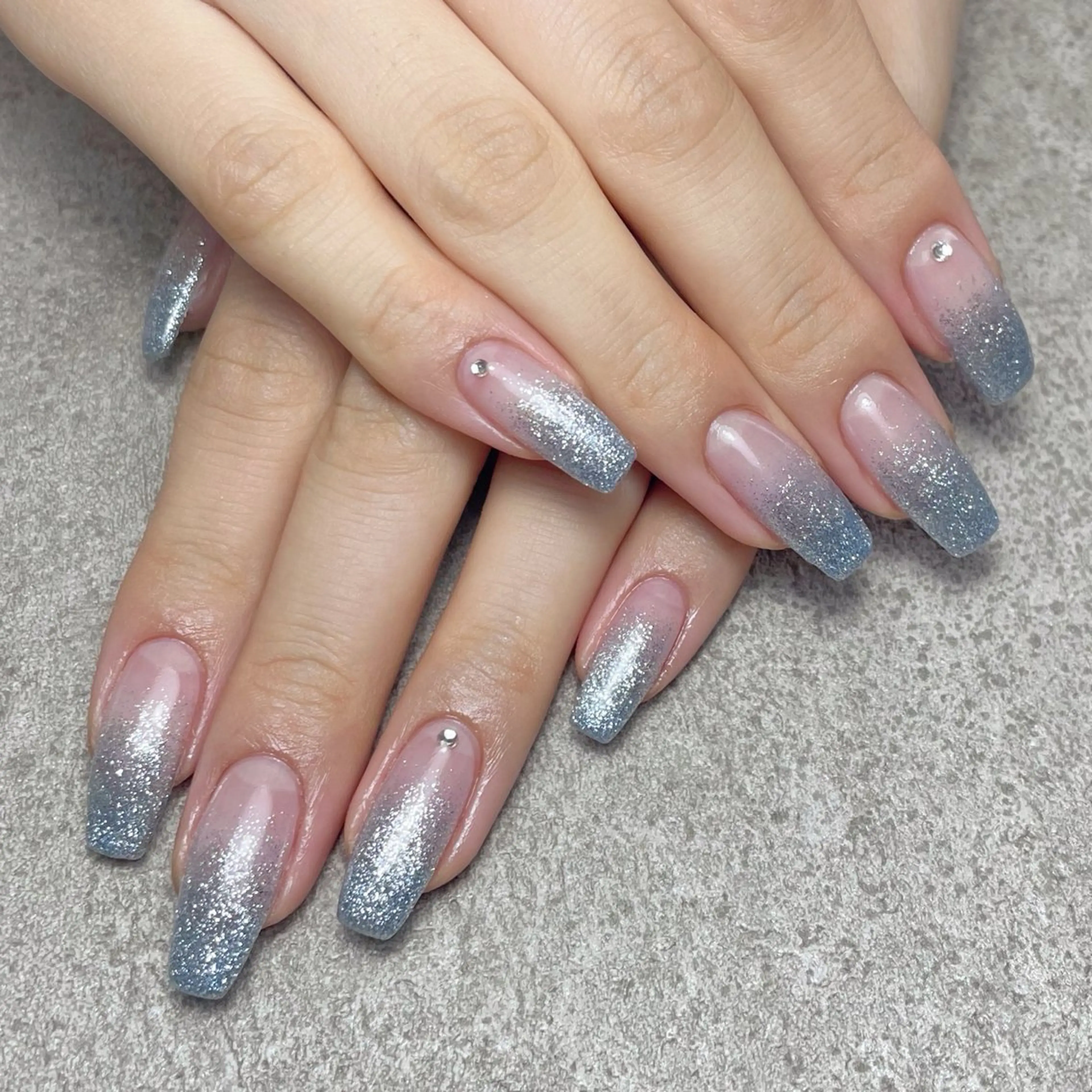 ネイル ハンドネイル nailroom DIASOMNIAのネイルデザイン