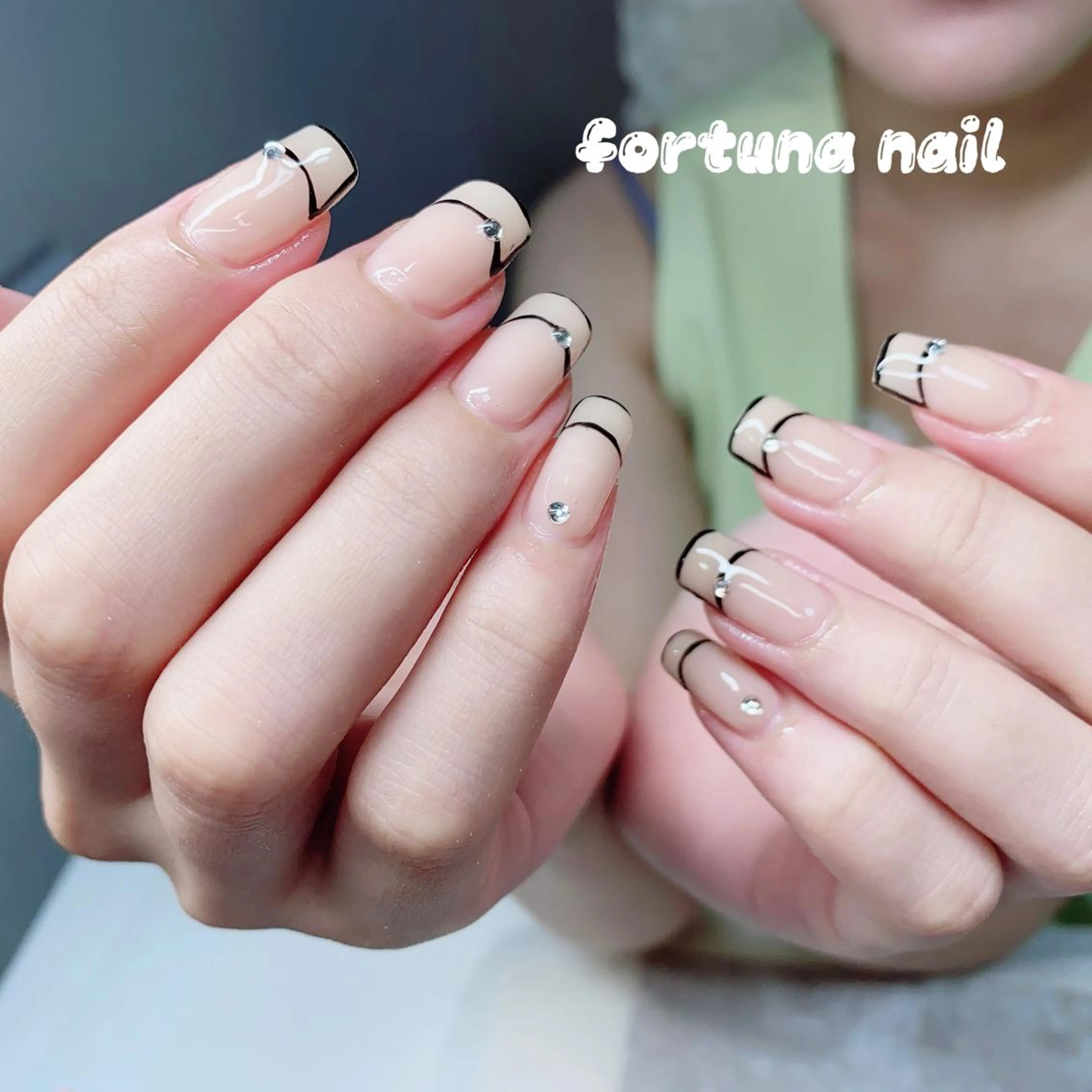 ネイル ハンドネイル ハンドケア Nail •Head スパFortunaのネイルデザイン