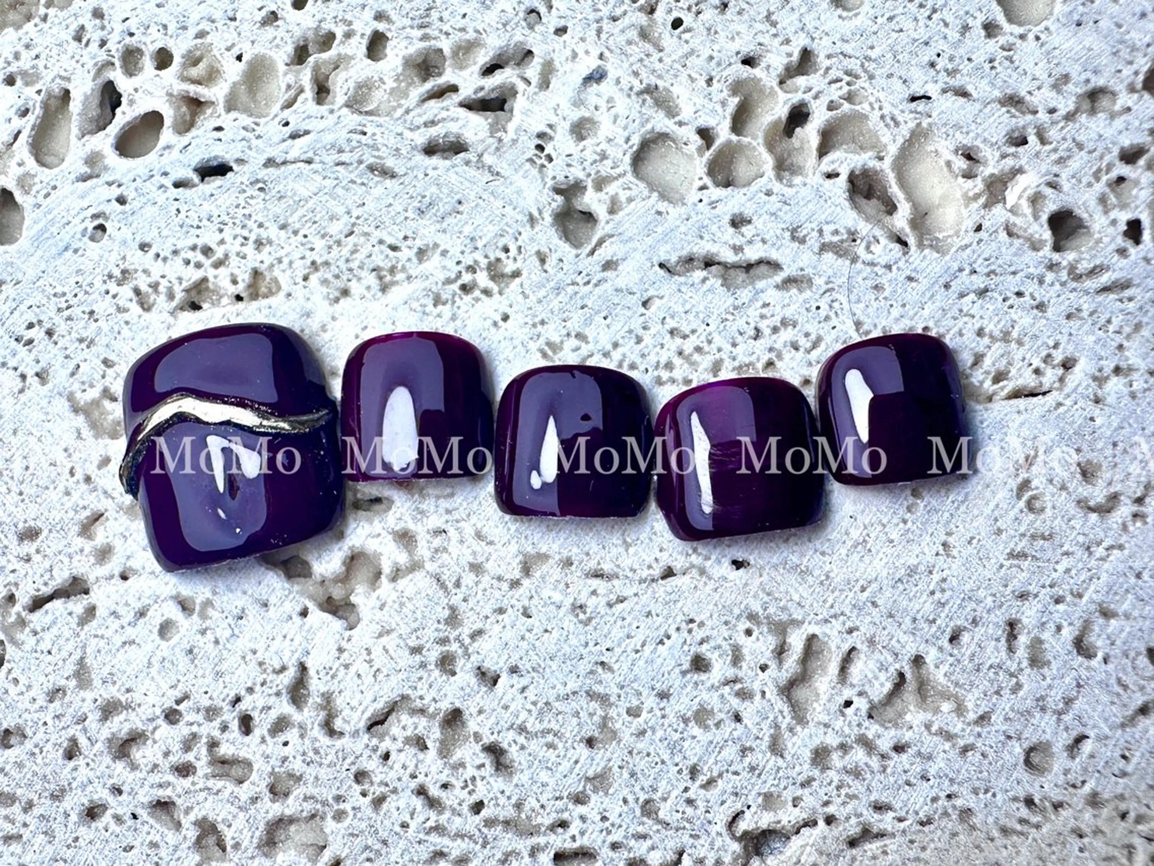 ネイル フットネイル Momo Momoのネイルデザイン