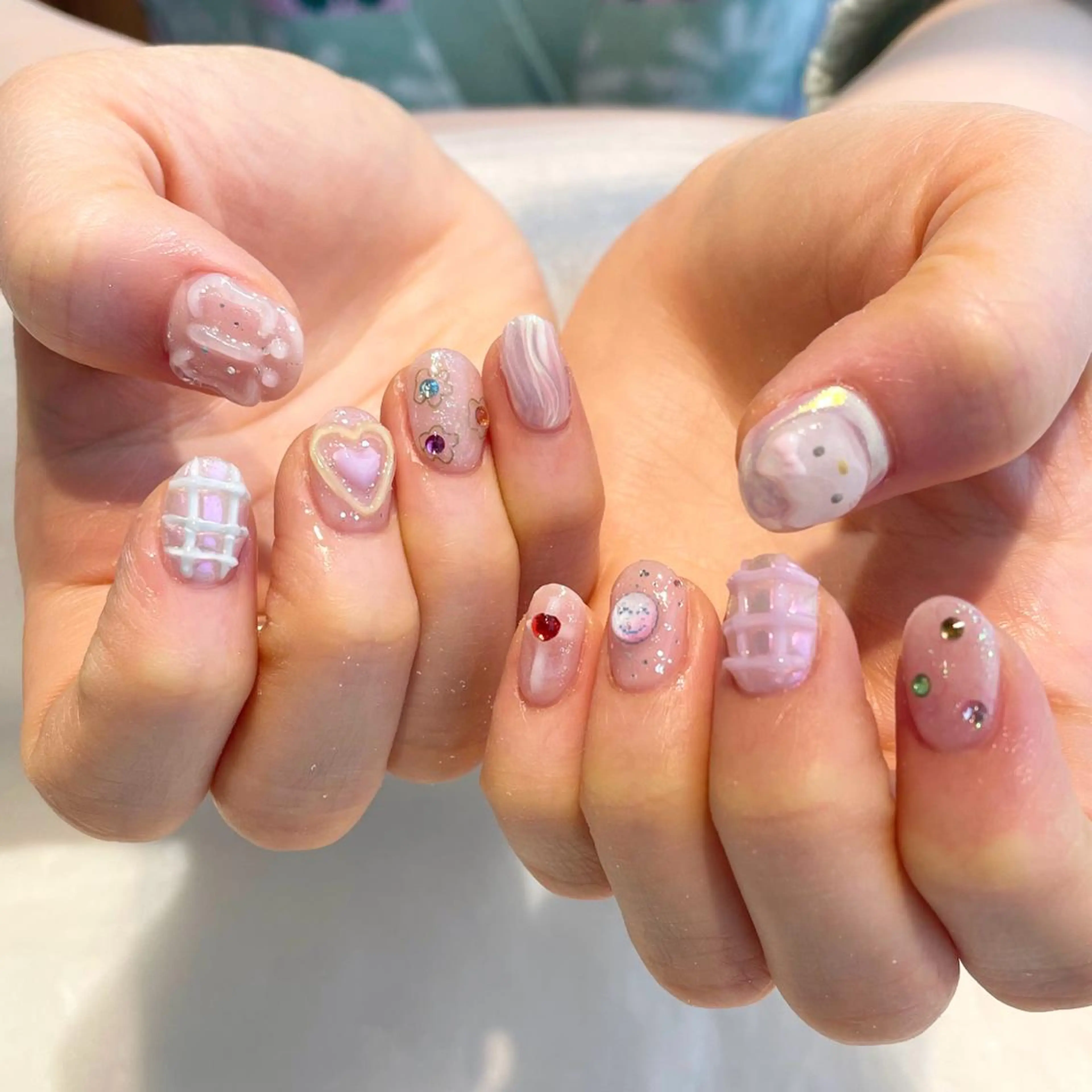 ネイル ハンドネイル 新井 ひなののネイルデザイン