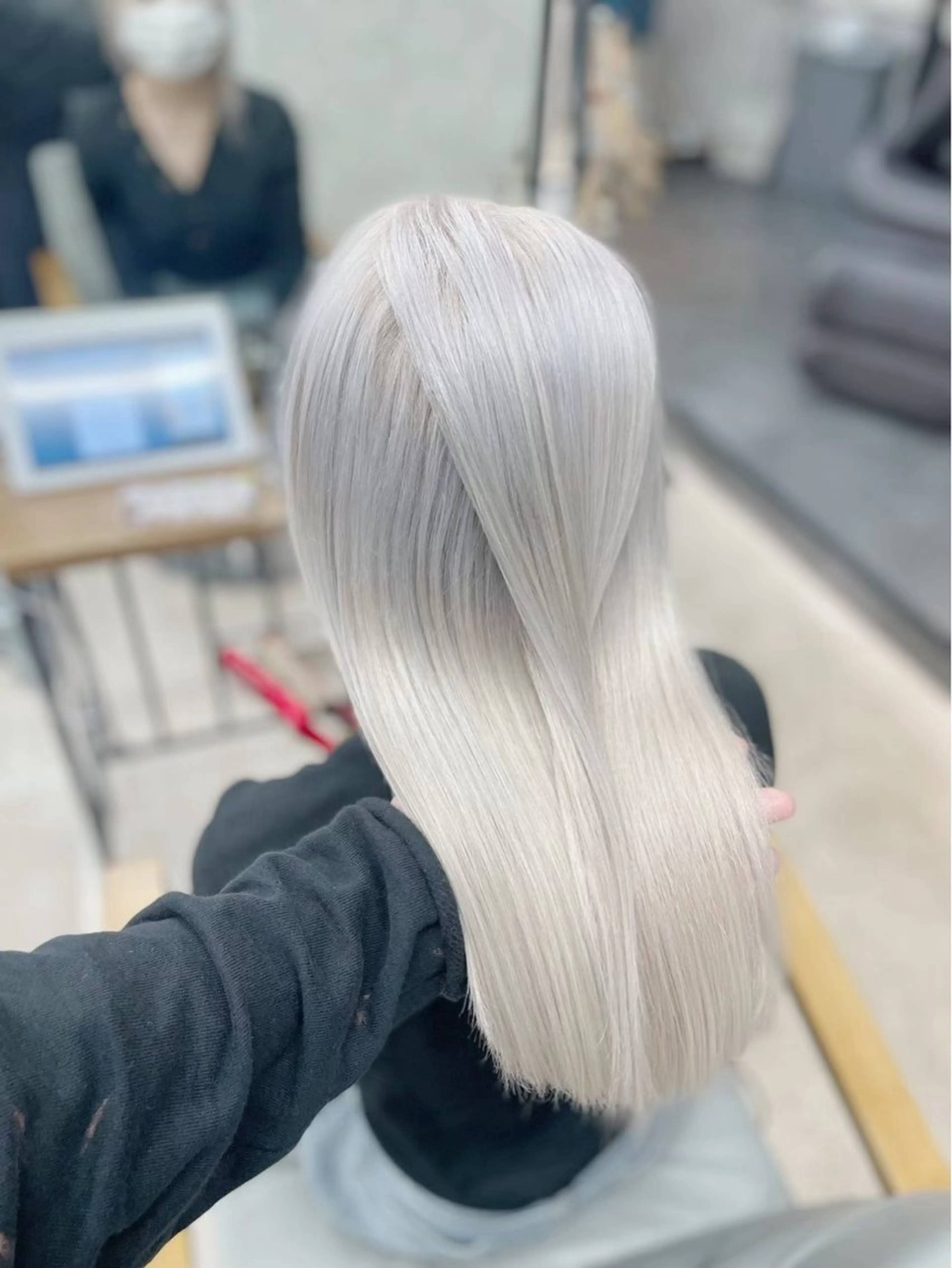 ロング カラー ヘアカラー トリートメント ヘアセット ハイトーンアレンジ 🦋🥀Shuriのヘアスタイル