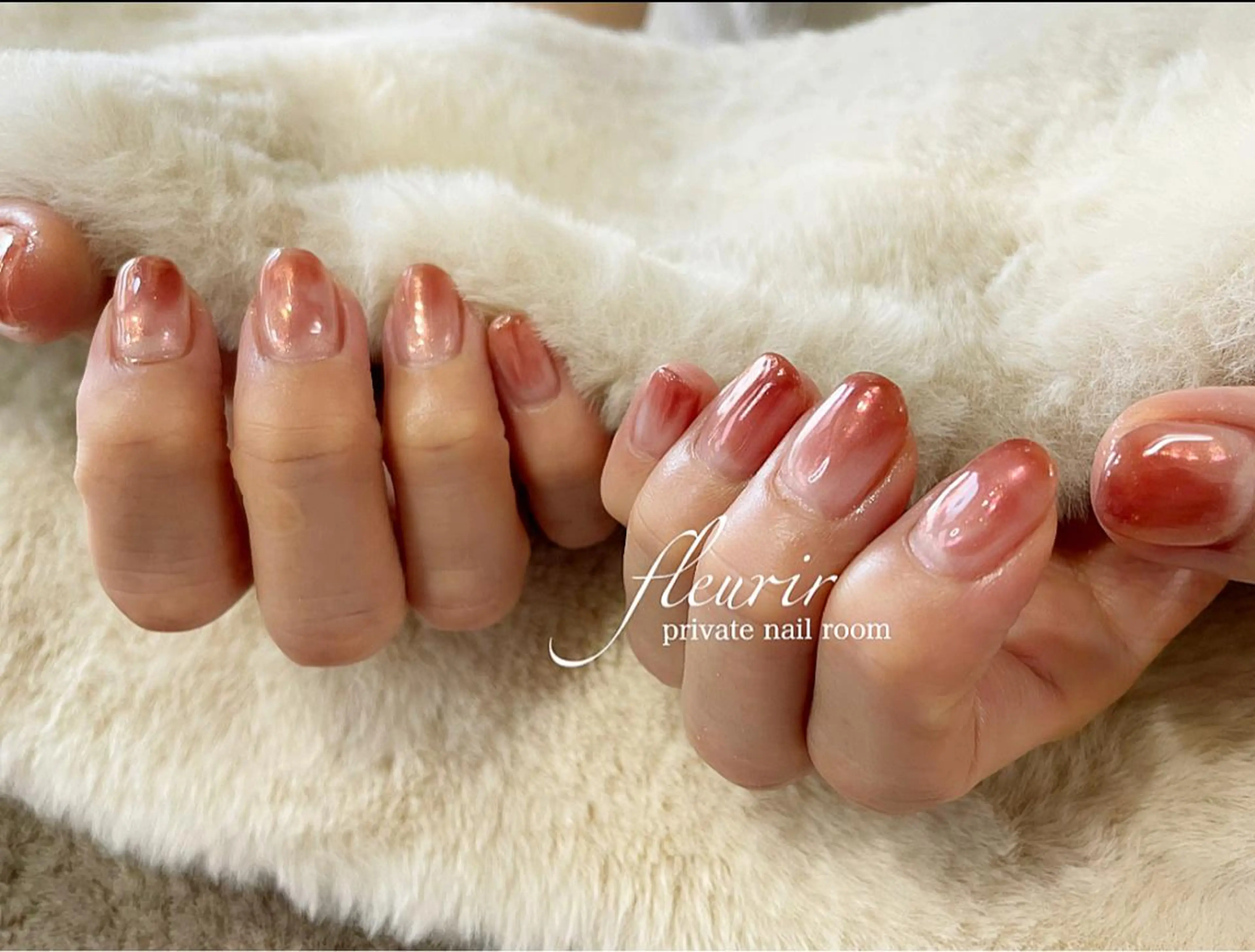 ネイル オーロラネイル クリアネイル ニュアンスネイル フルリール 【プライベートサロンのネイルデザイン