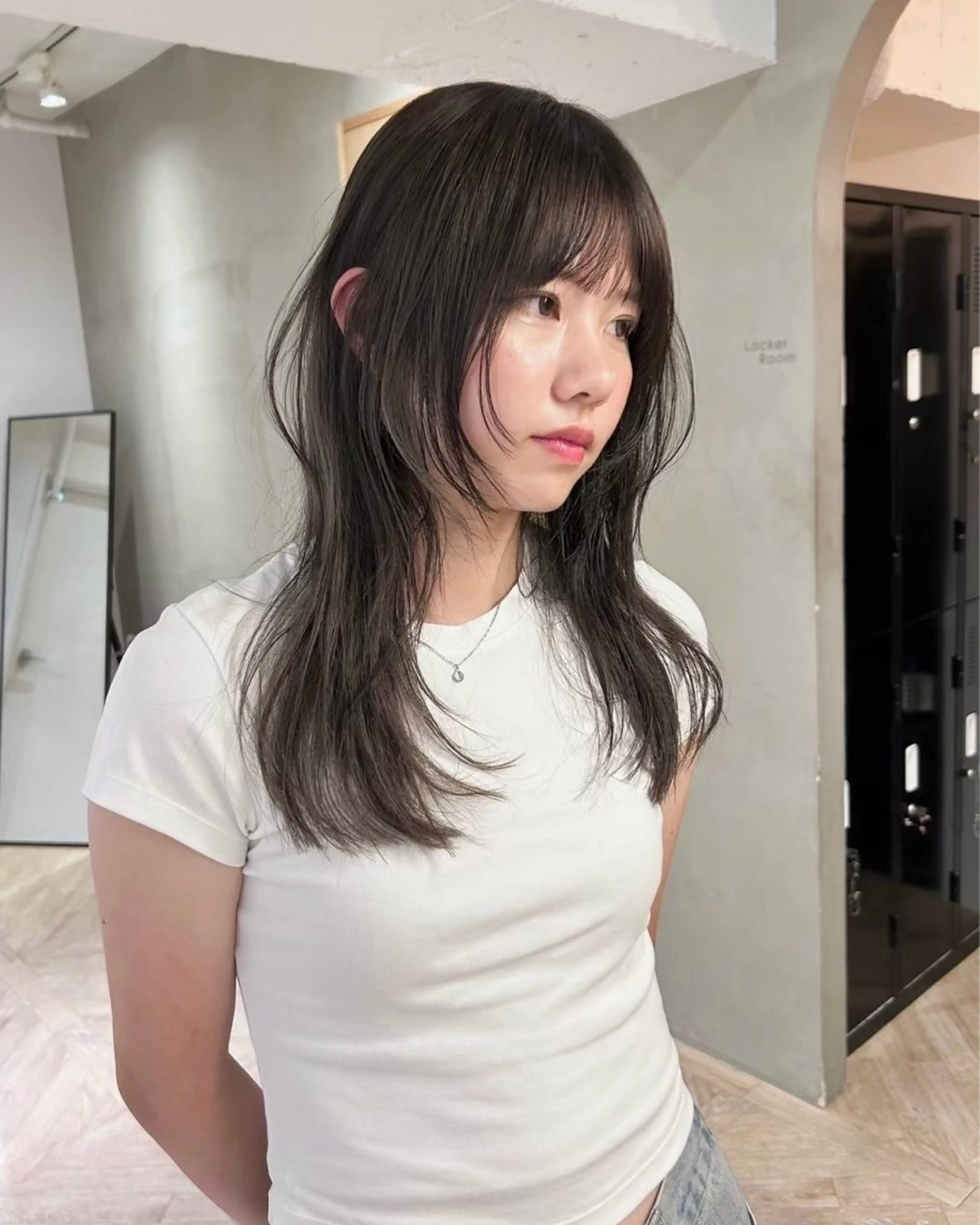 ロング 顔まわりレイヤー ハッシュカット レイヤーカット カット ヘアカラー トリートメント 似合わせレイヤー ＆透明感カラーのヘアスタイル