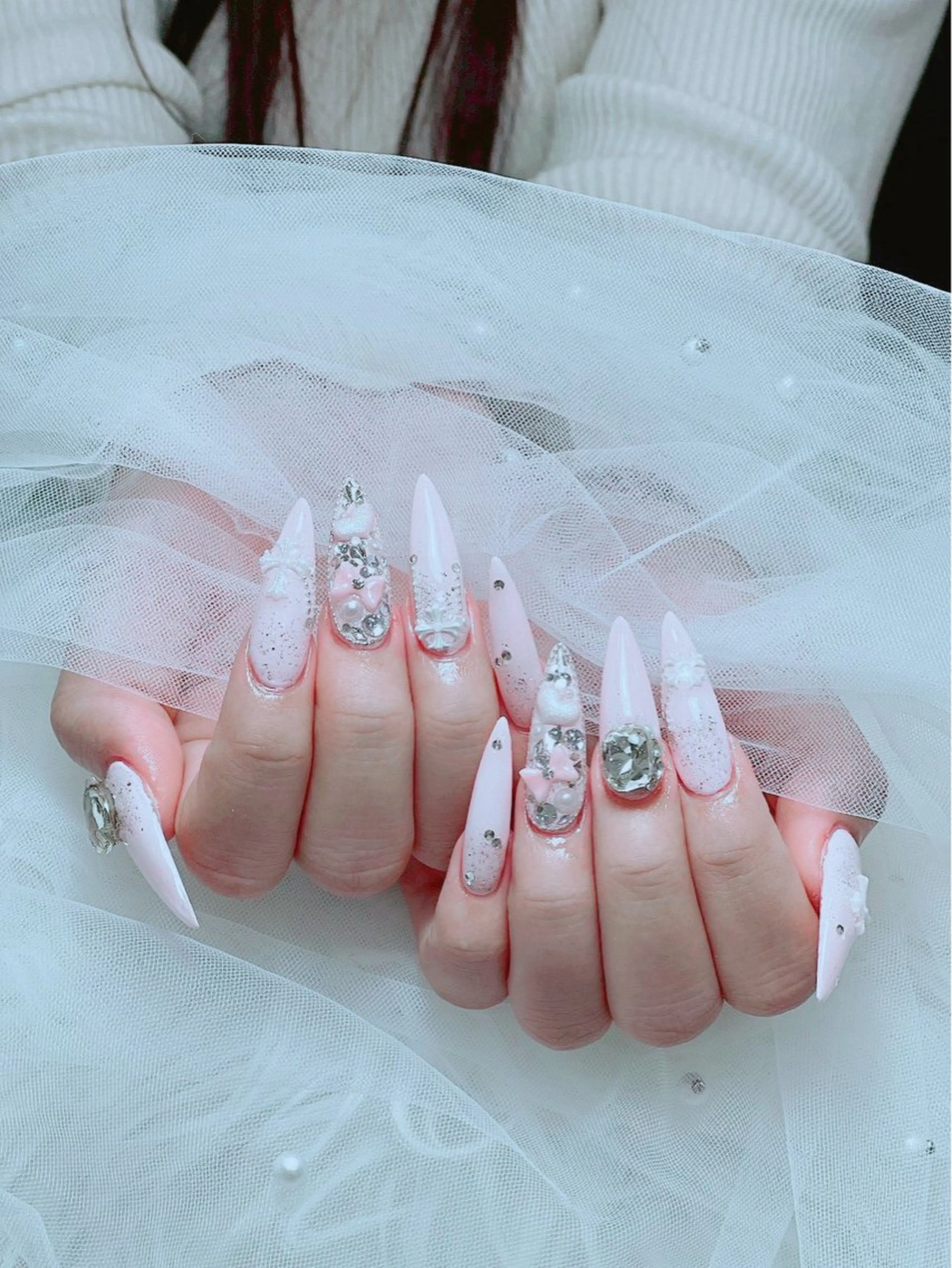 ネイル アートネイル オーロラネイル チークネイル 長さ出し フットネイル ハンドネイル フットネイル ハンドケア Noiranail_ studio川越西口のネイルデザイン