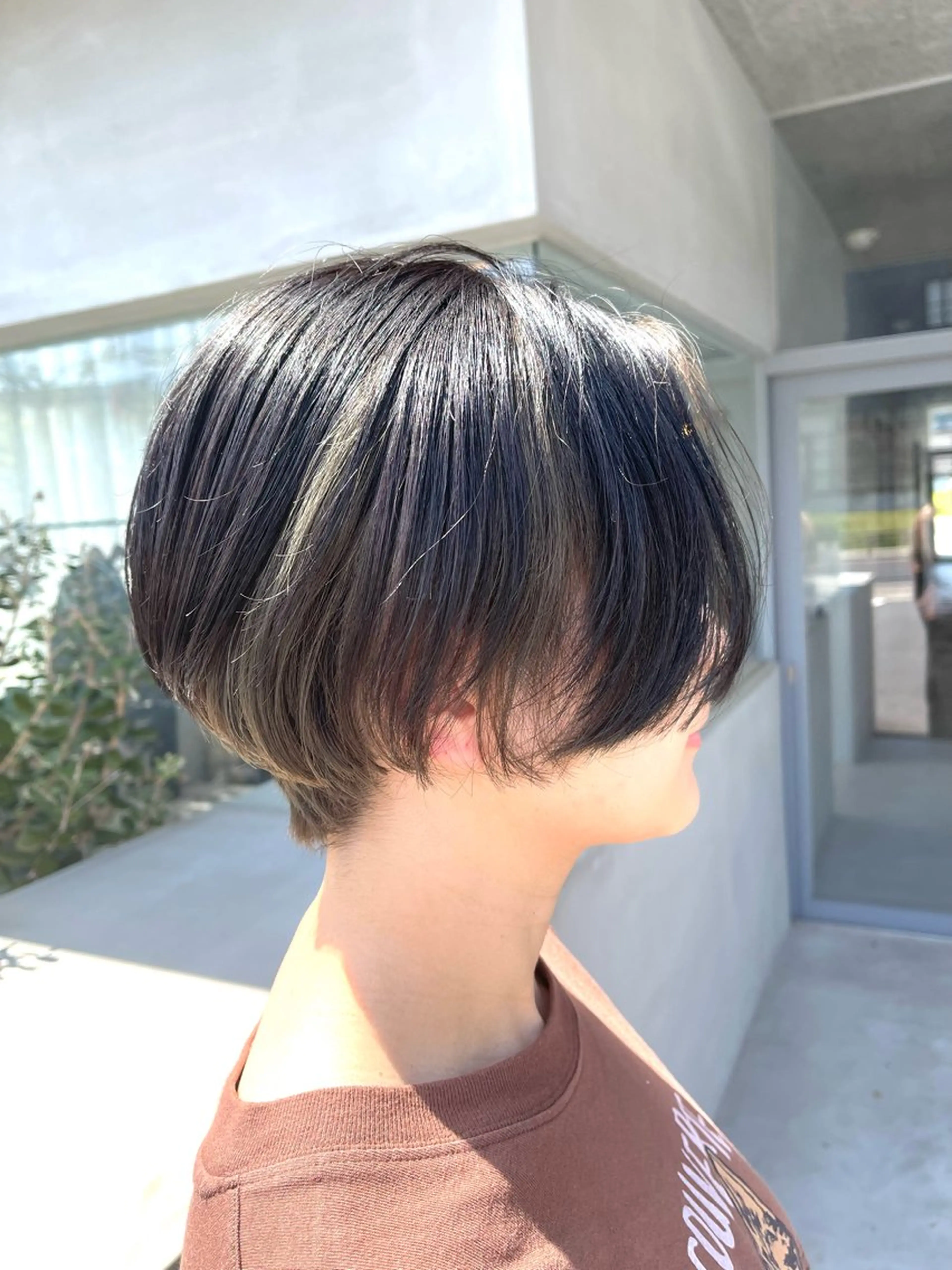 ショート カラー 柴田泰秀sotti. 髪質改善/ブリーチのヘアスタイル