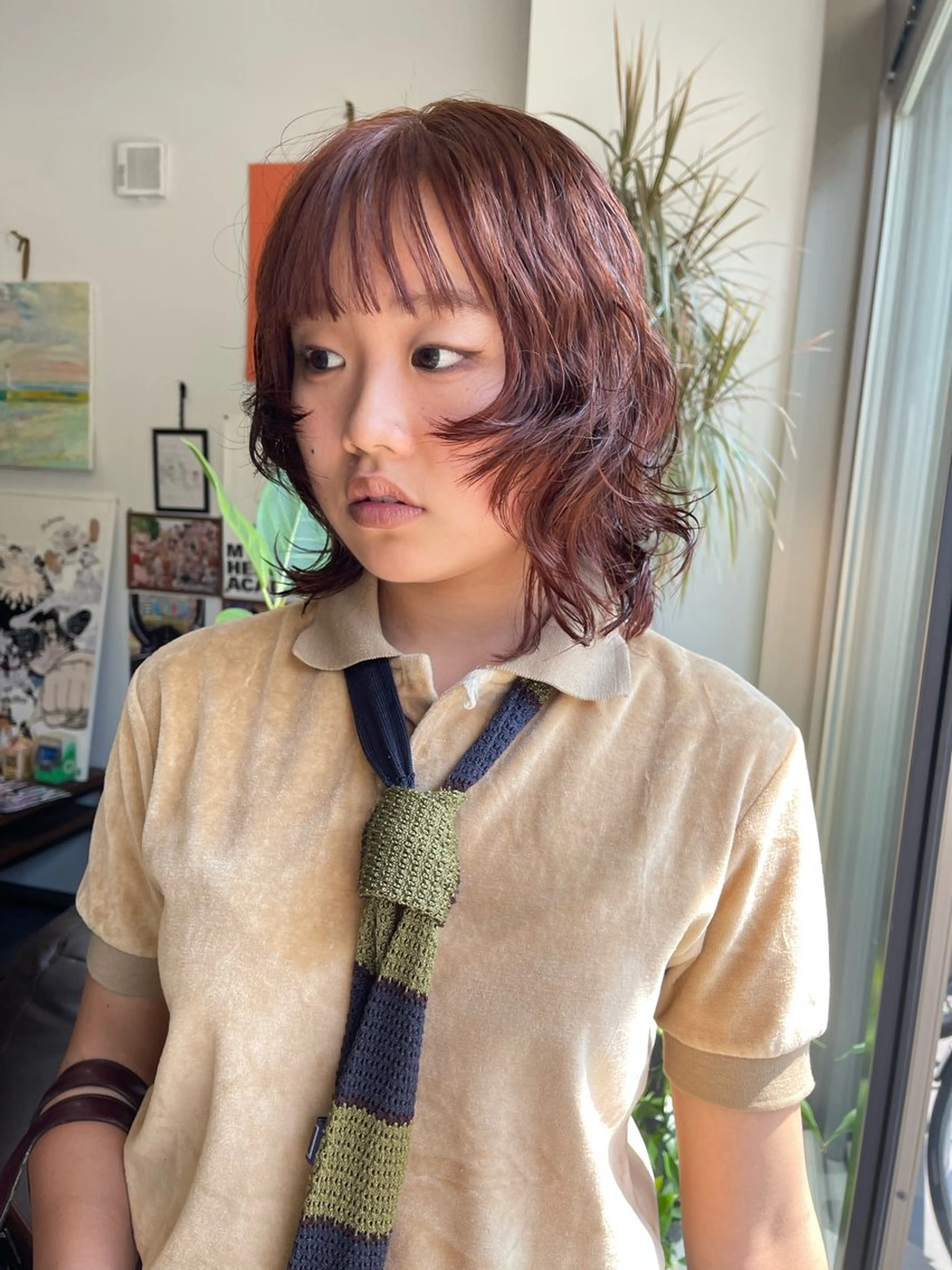 ミディアム カラー ミディアムパーマ ブリーチ ブリーチなしカラー オレンジ カット ヘアカラー アトム/ウルフ パーマ/レイヤーのヘアスタイル