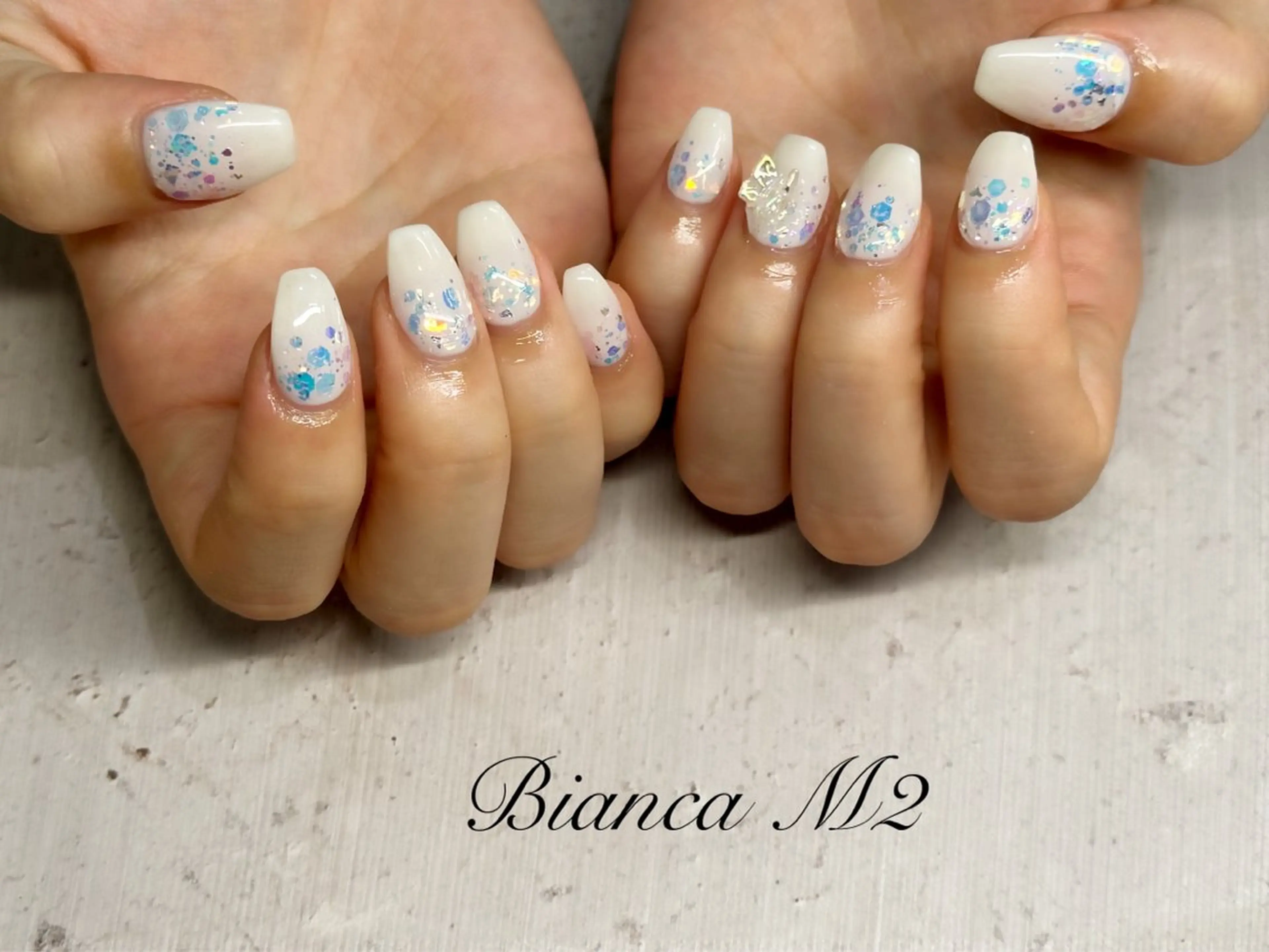 カラー ネイル Bianca Suzukiのネイルデザイン