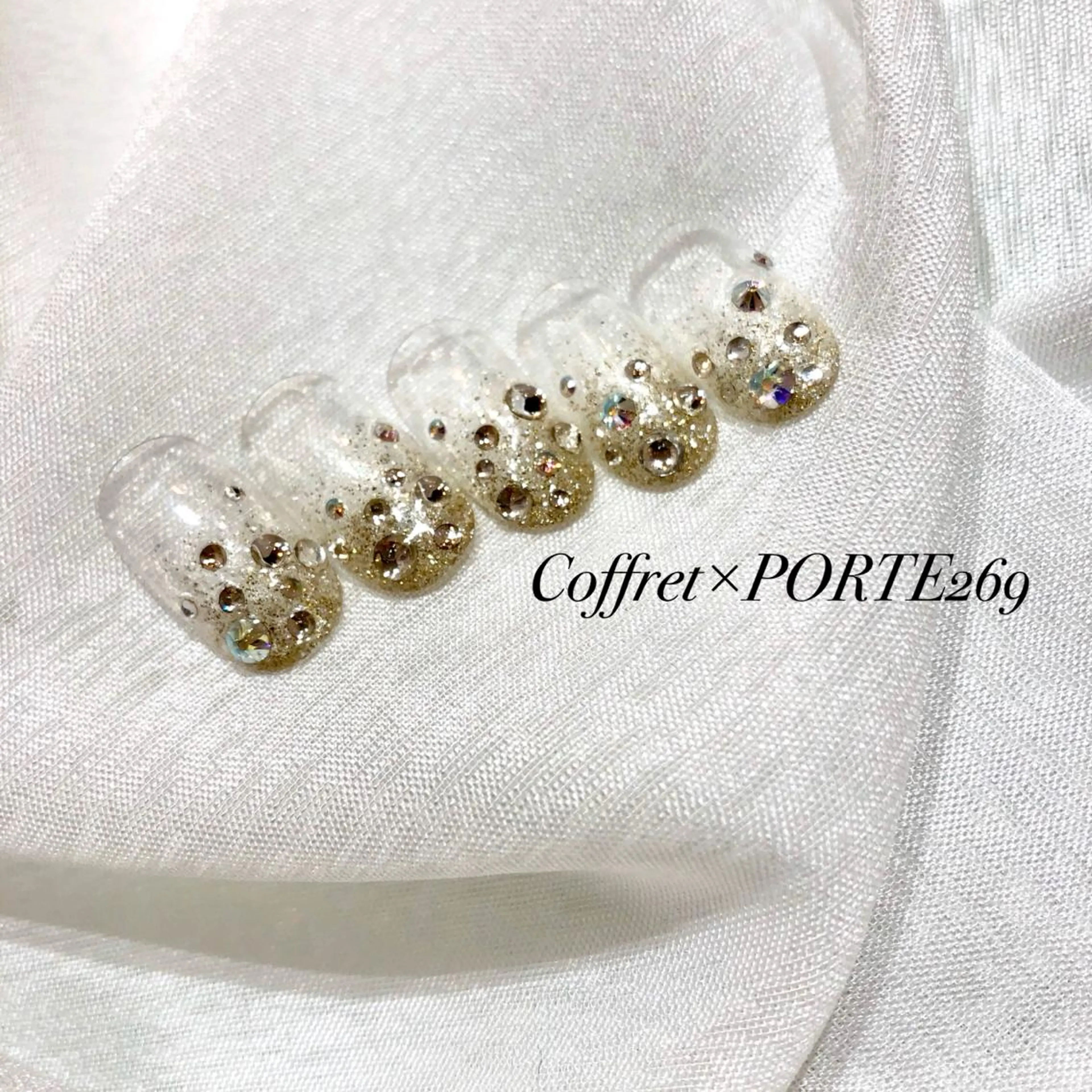 ネイル キラキラネイル ストーンネイル 💕WOLTOKYO 池袋💕maiのネイルデザイン