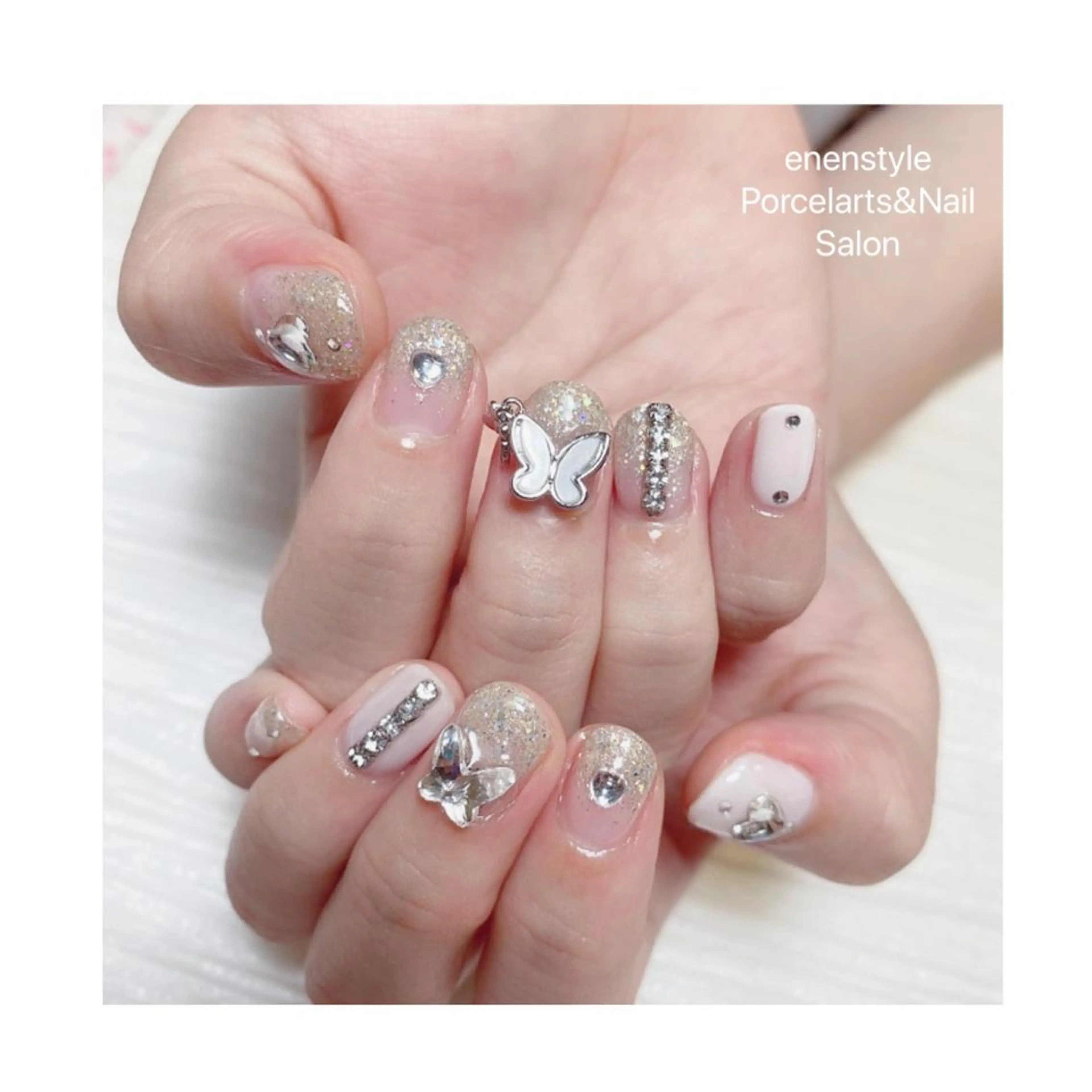 ショート ネイル ハンドネイル 👑enen style👑のネイルデザイン