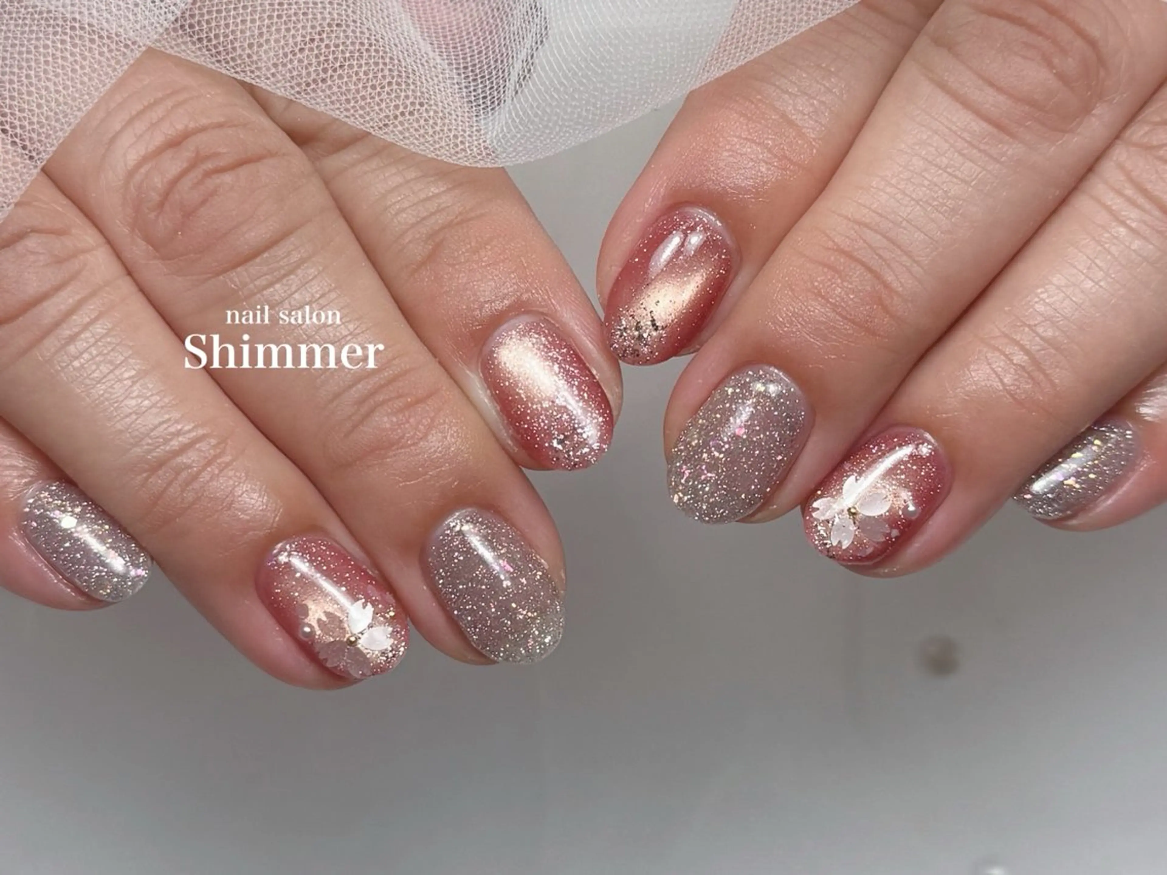 ネイル ハンドネイル Shimmer Risaのネイルデザイン