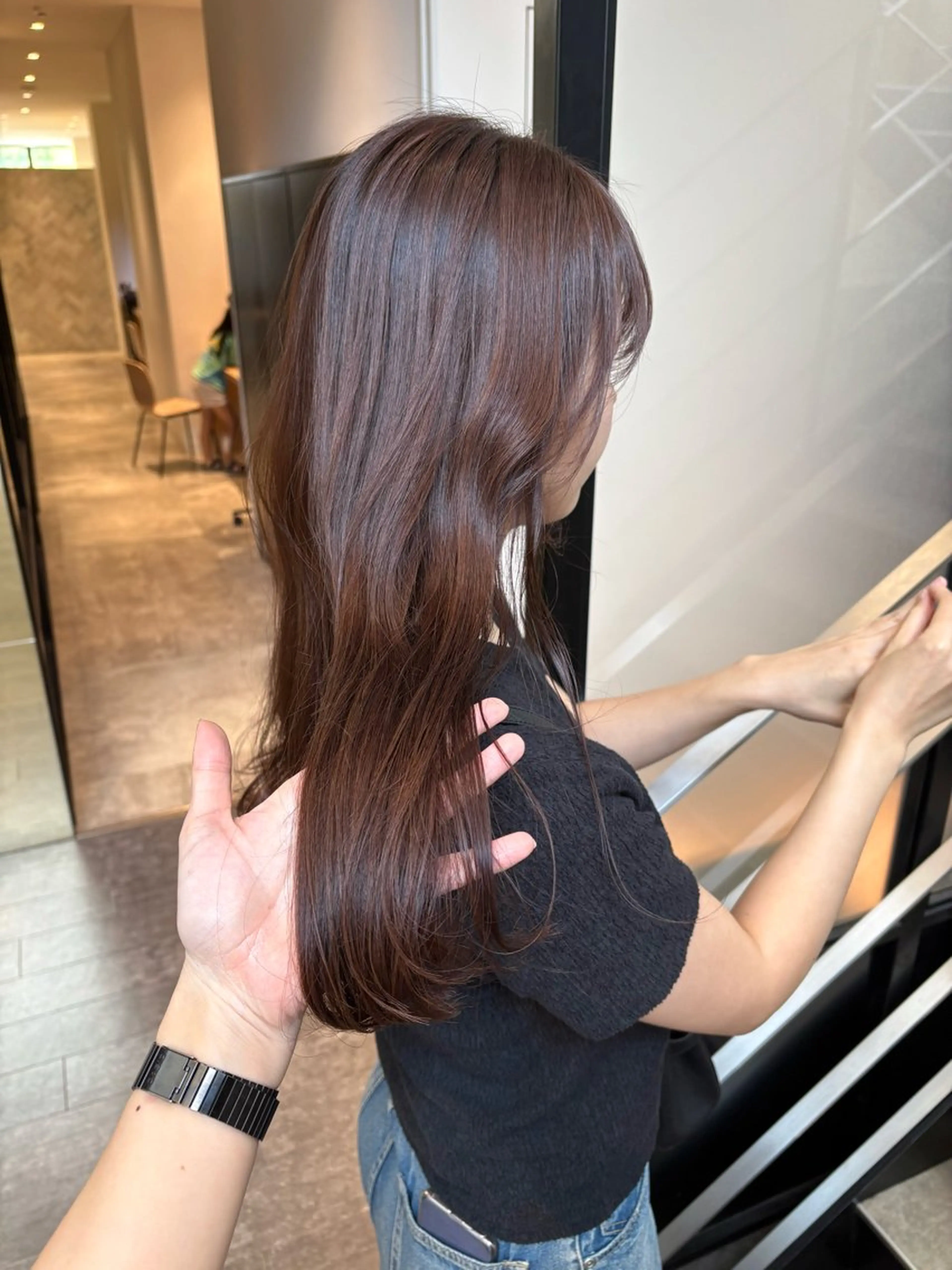 ロング カット ヘアカラー mao ｜ 柔らか艶カラー🫧のヘアスタイル