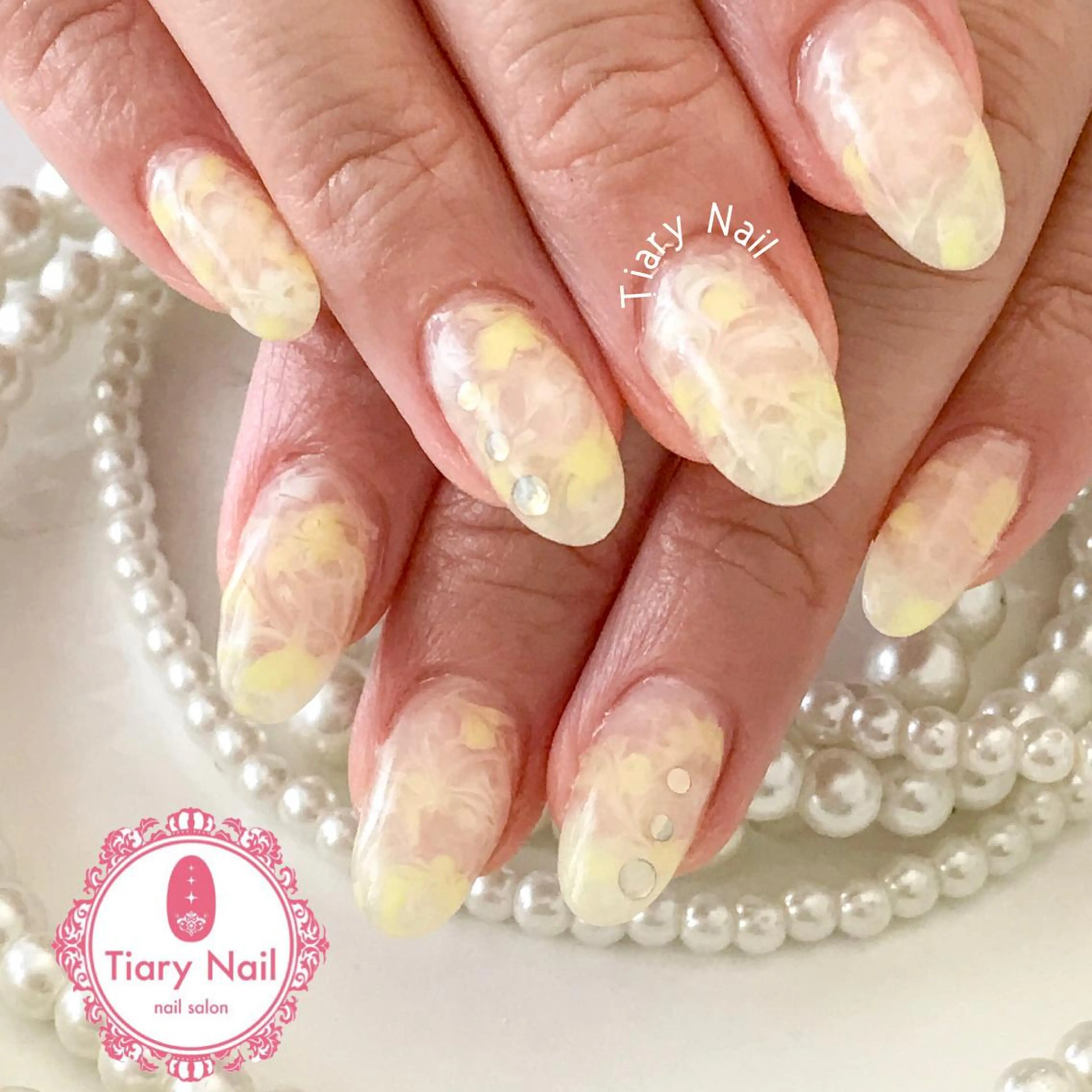 ネイル 💗🪽Tiary Nail🪽💗のネイルデザイン