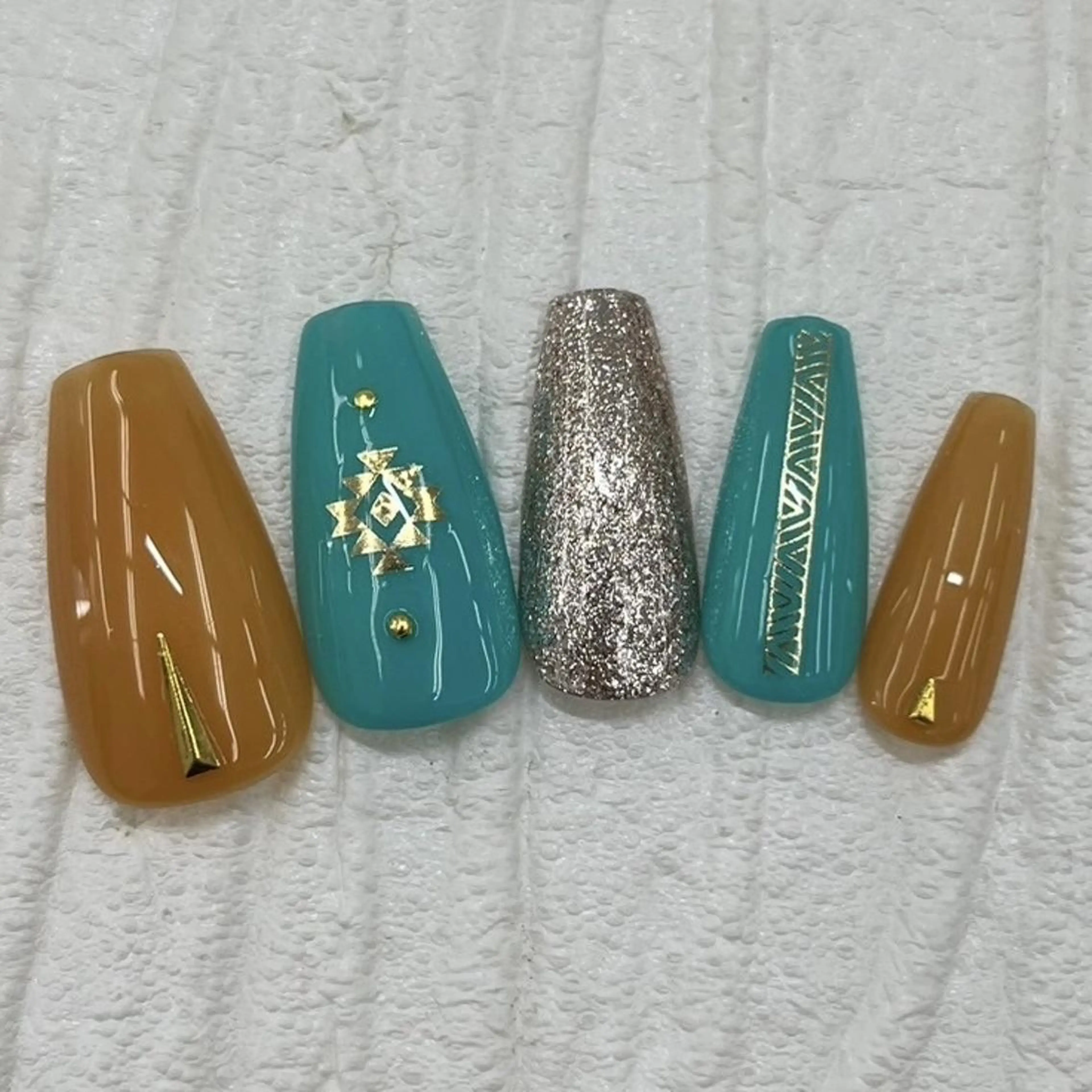ネイル Nail salon Honey Beeのネイルデザイン