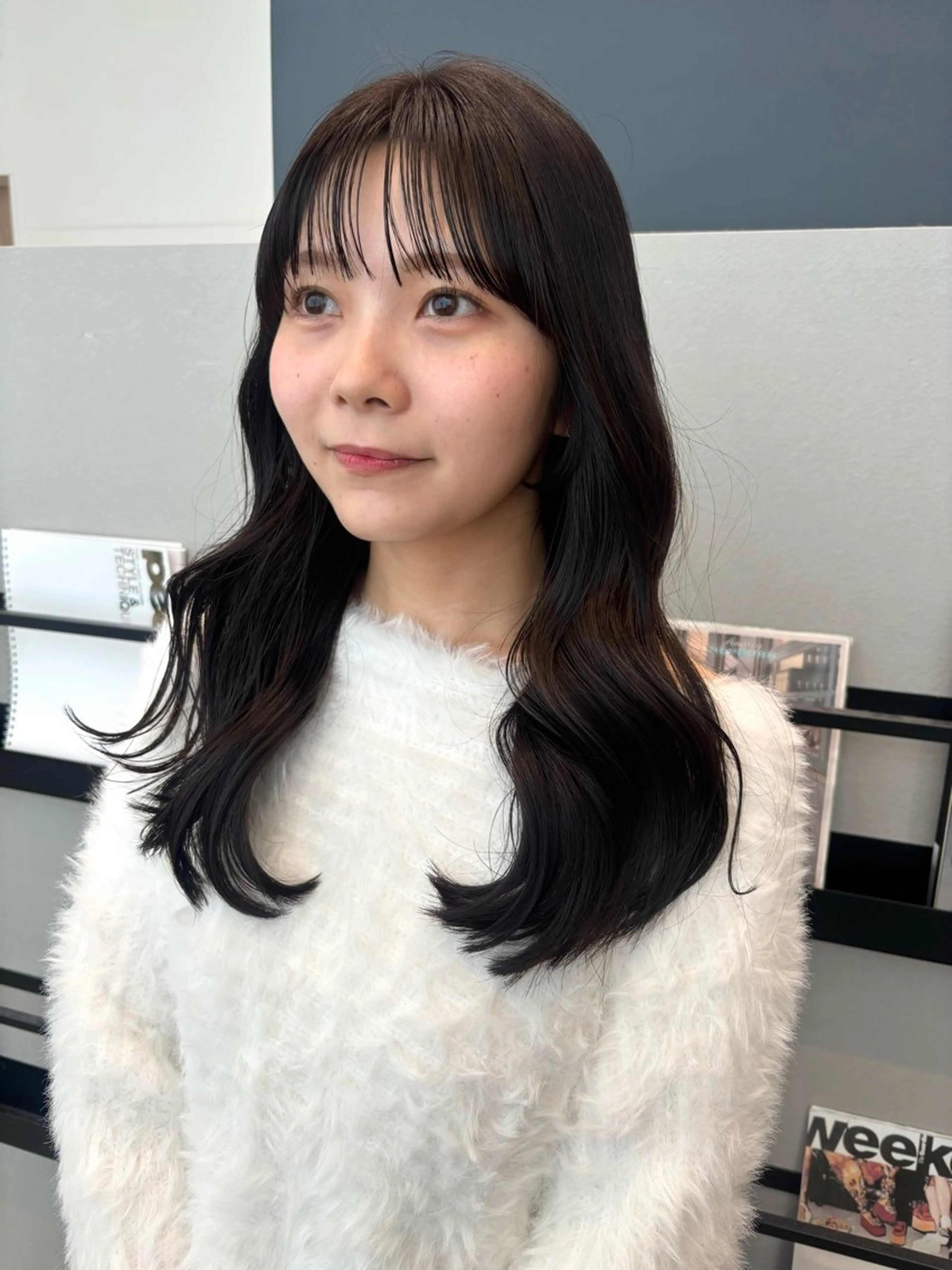 ロング カラー オリーブカラー カット ヘアカラー トリートメント 透明感カラー/ レイヤーkotonoのヘアスタイル