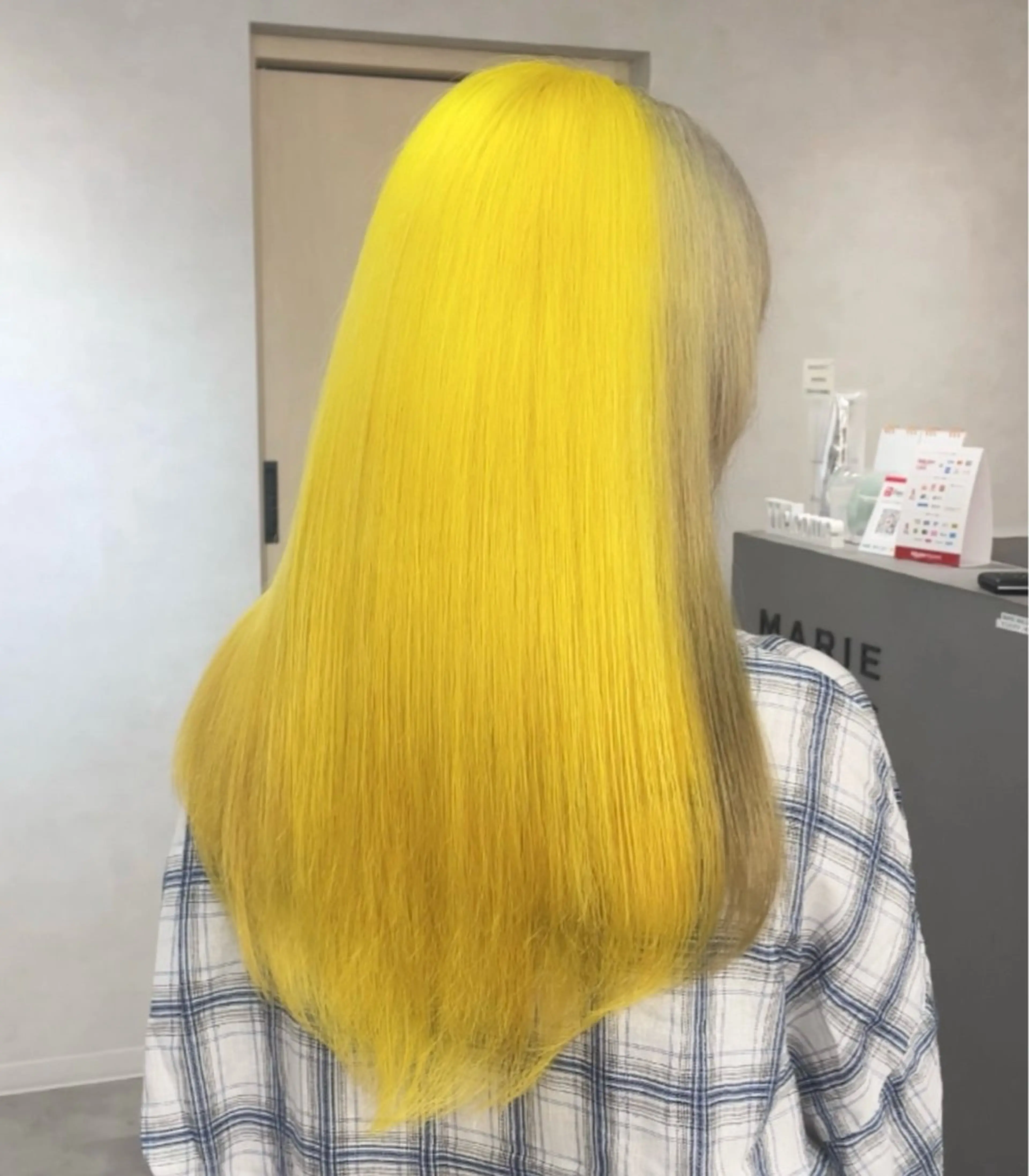 【⭐️3名様限定70％OFF⭐️】ダメージレスケアブリーチリタッチ➕カラー🩵💜の写真