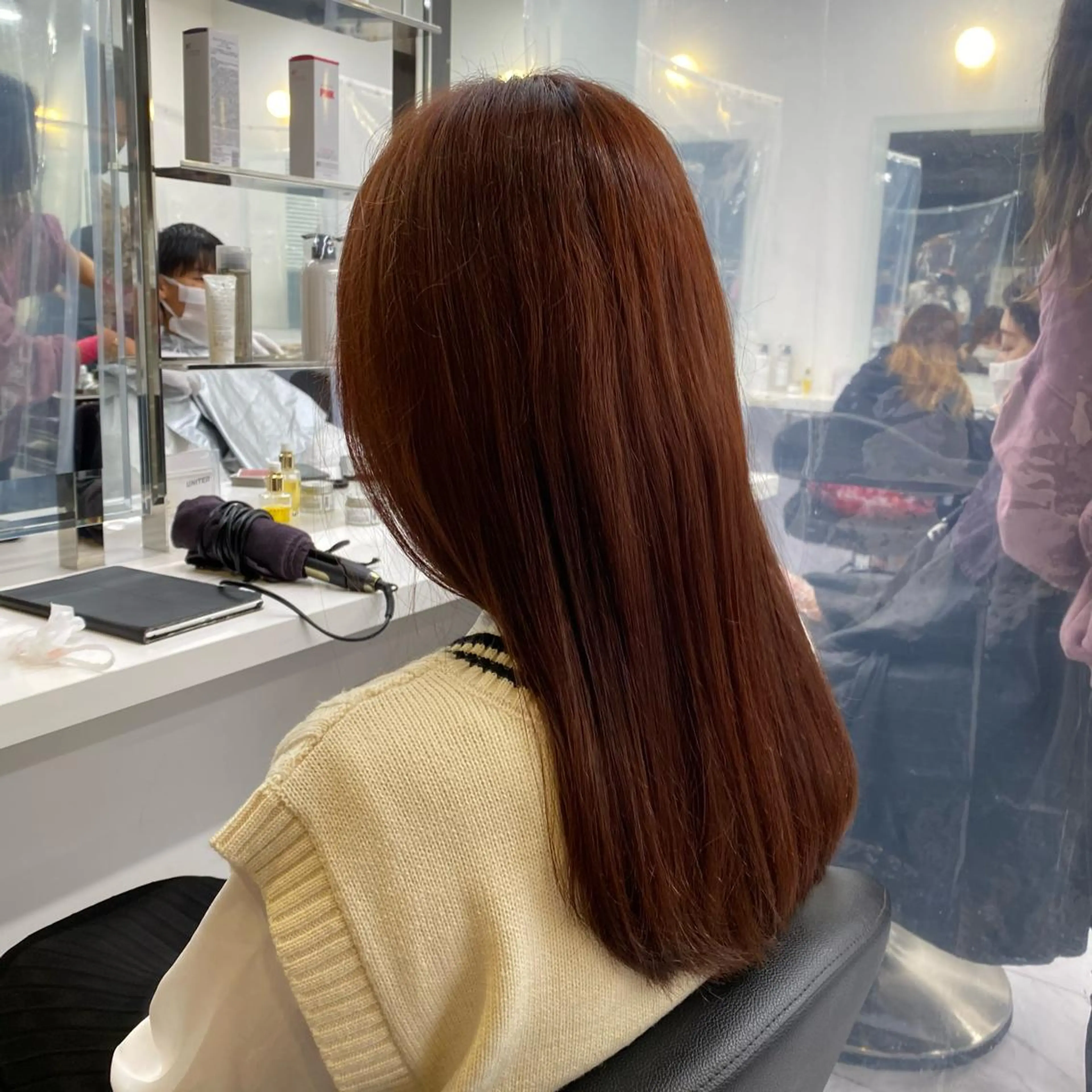 セミロング レイヤー/韓国❣️ 髪質改善/亘紘輝のヘアスタイル