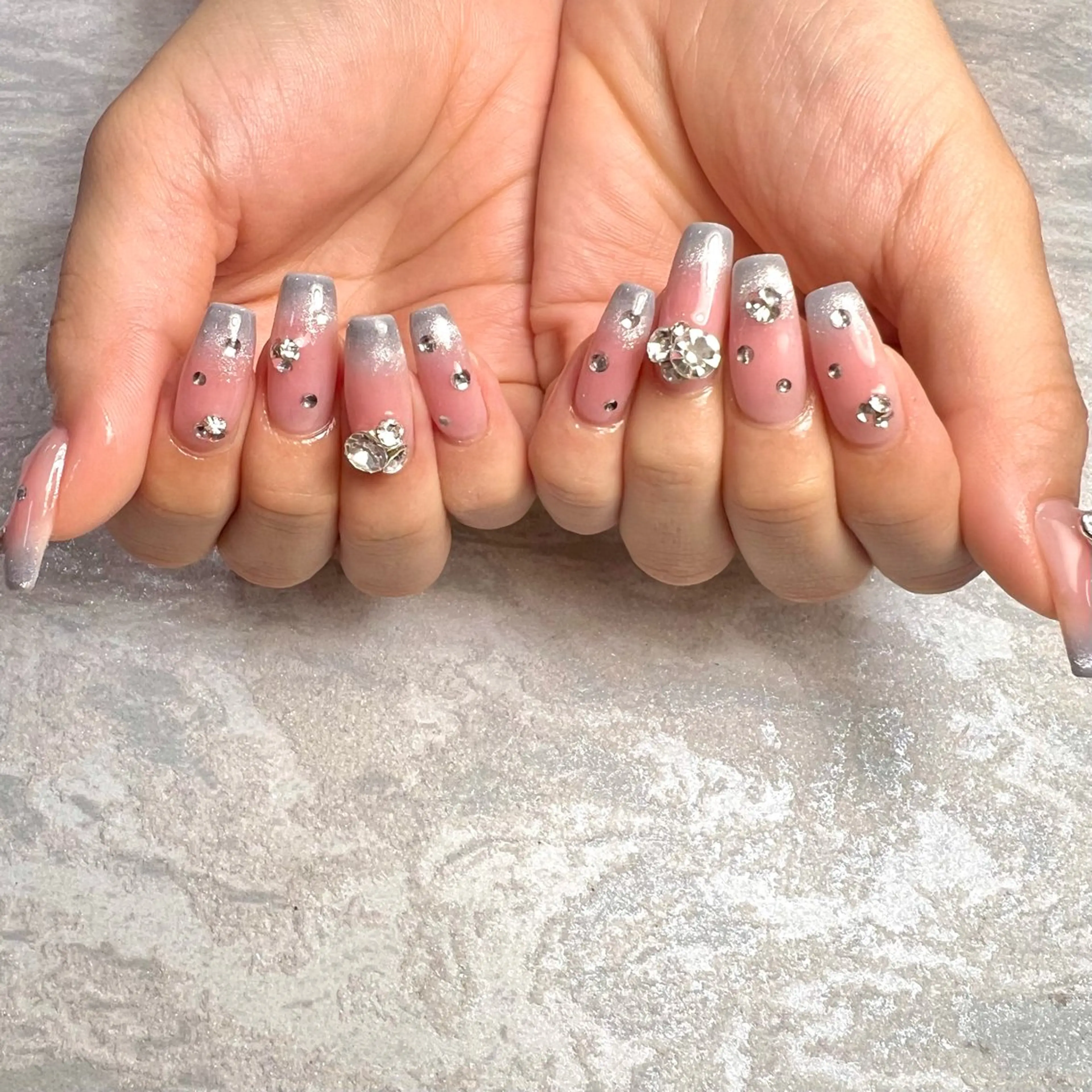 ネイル NAIL303所属・NAIL303 🛼 SHIORIのネイルデザイン