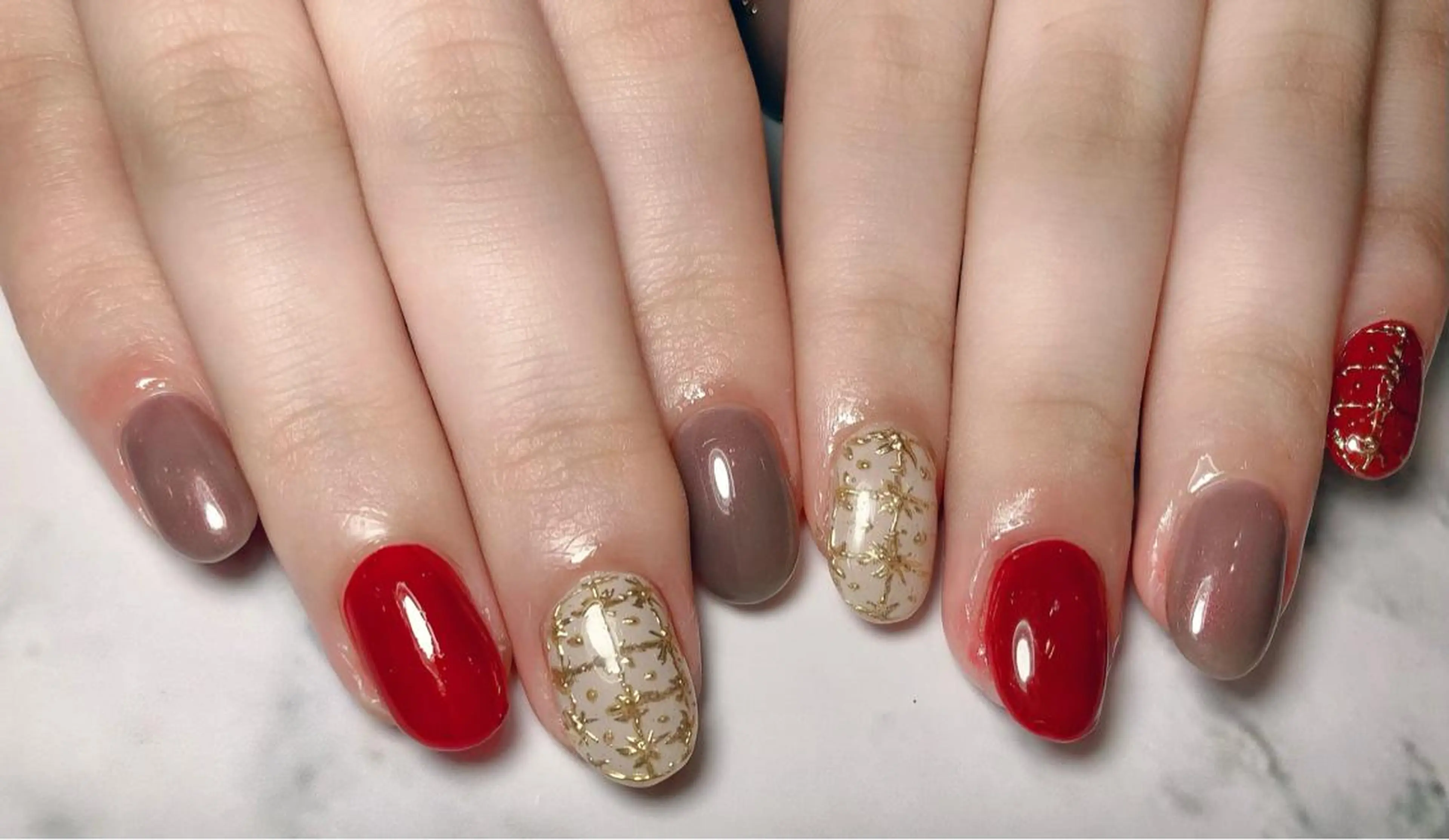 ネイル Spiky とうげ ふうかのネイルデザイン