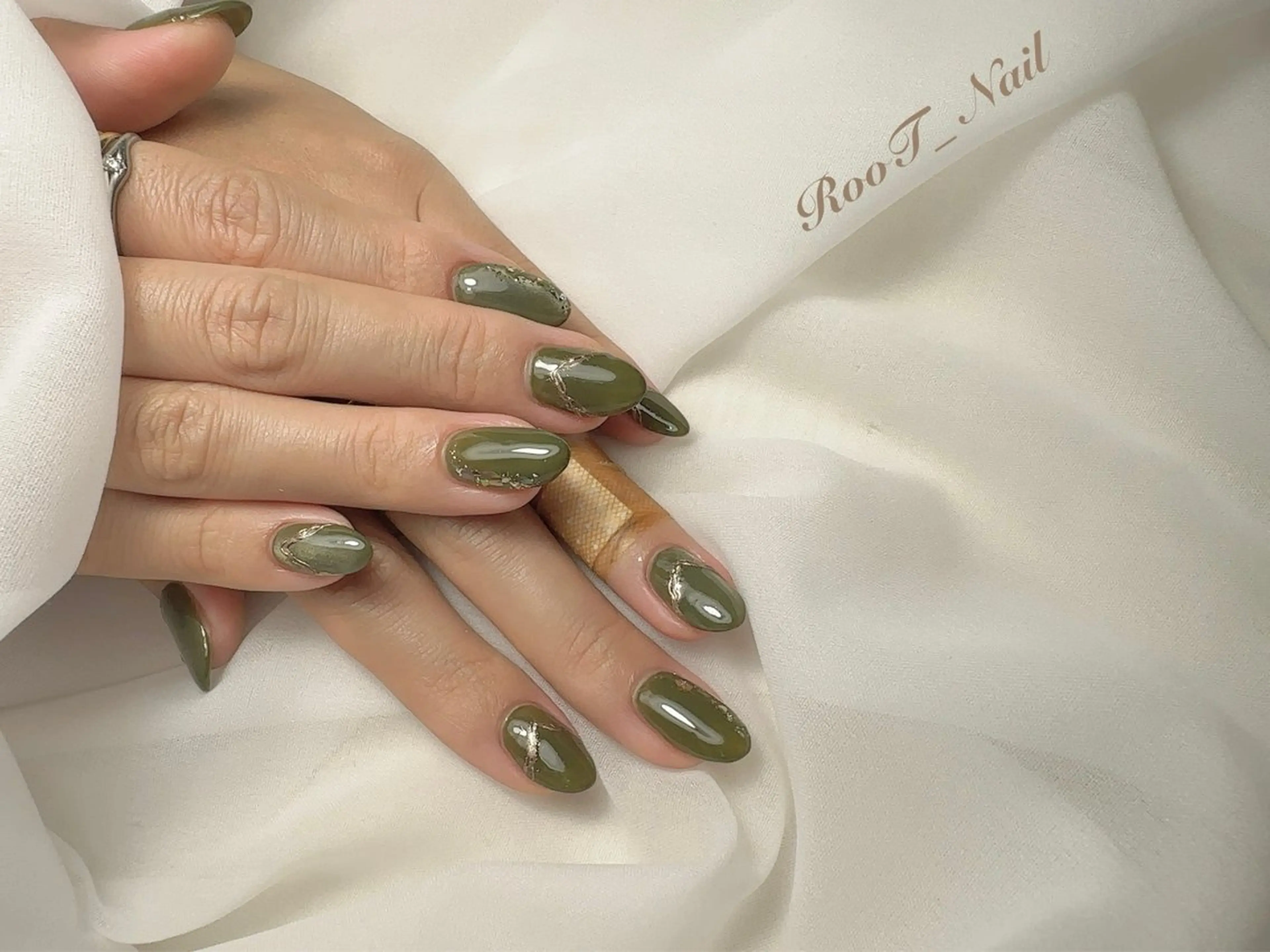 キッズ ネイル ミラーネイル ハンドネイル RooT Nailのネイルデザイン