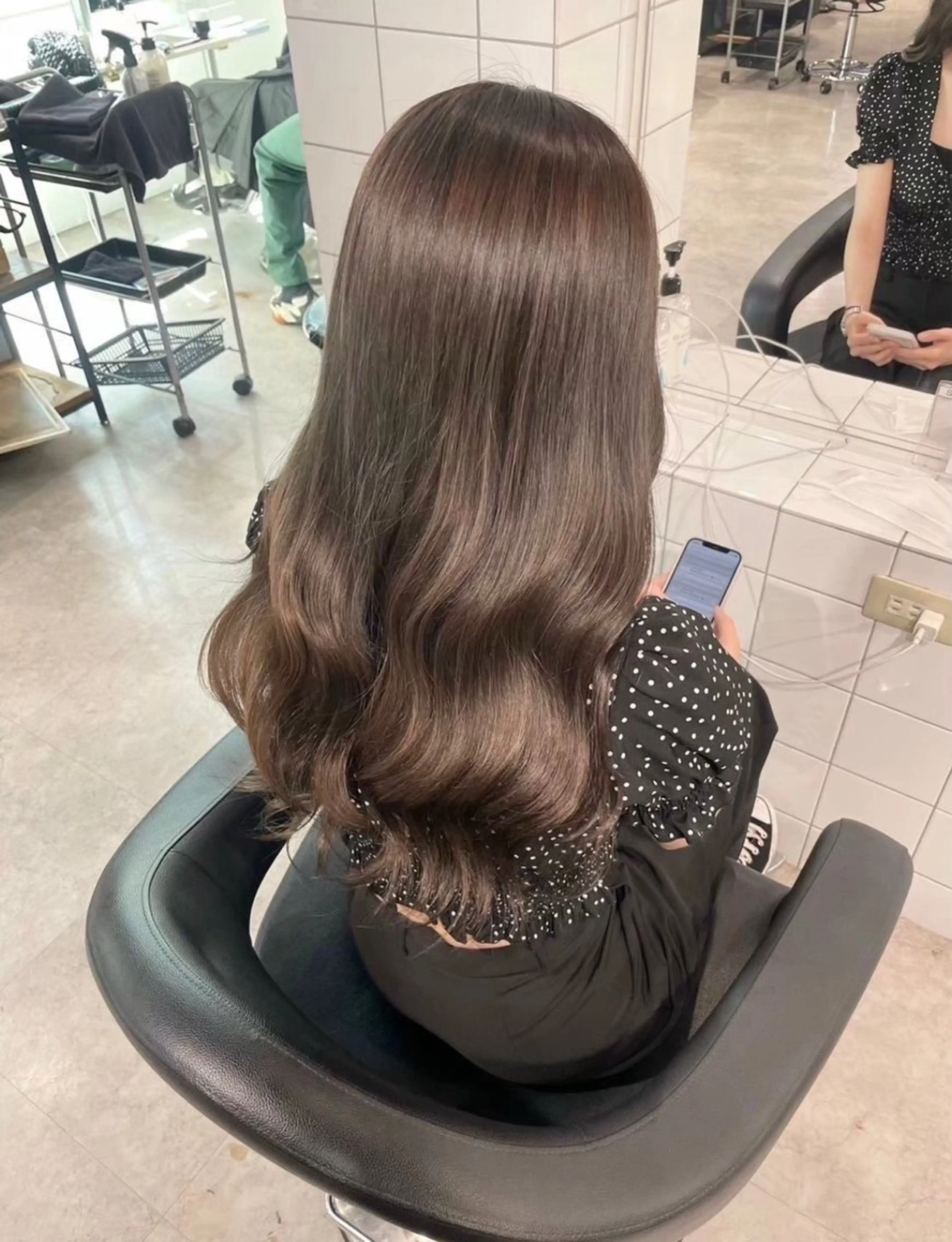 ロング カラー 盛れる上質ワンホン ヘア🤍YUME🤍のヘアスタイル