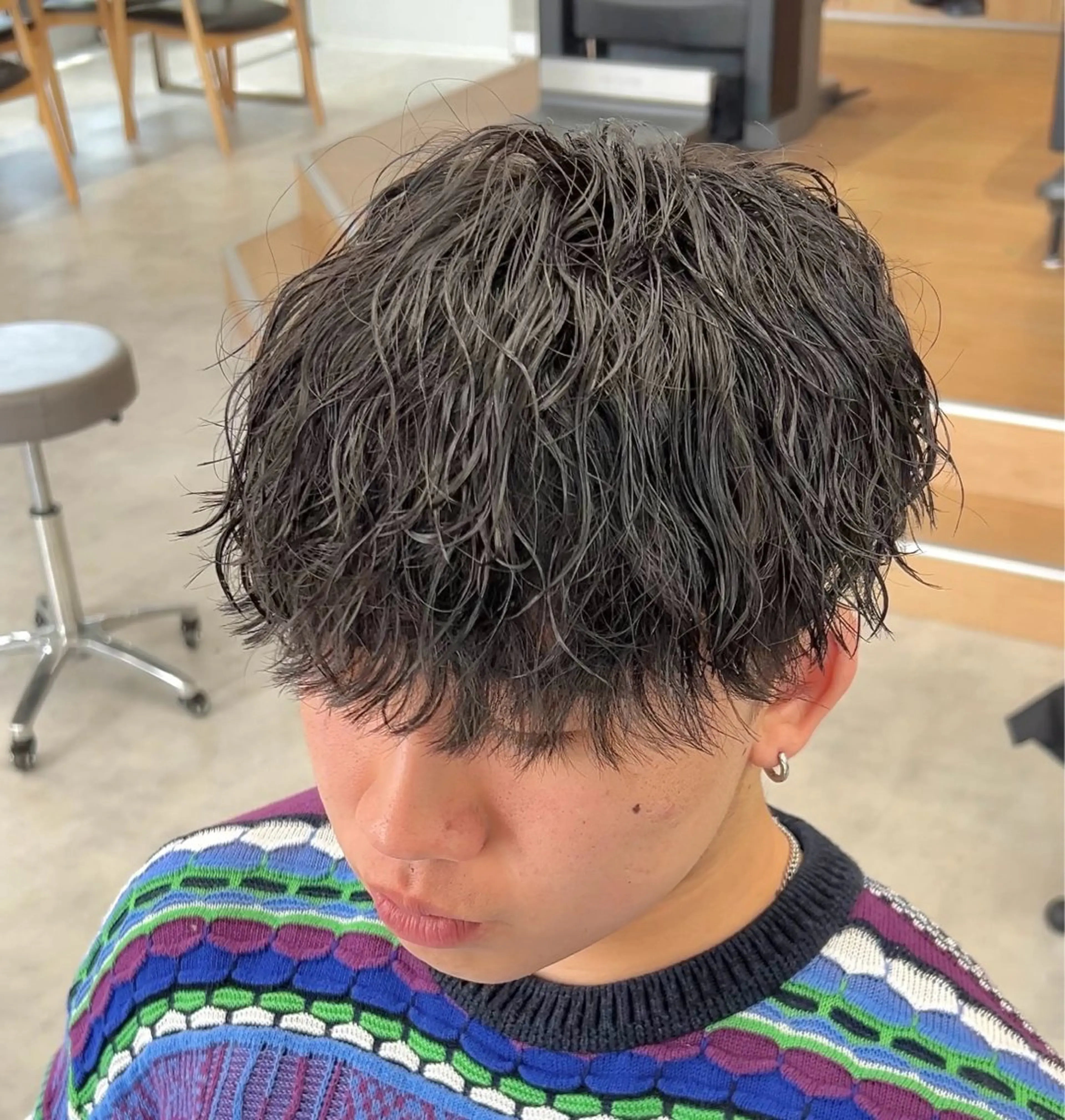 ショート パーマ メンズ メンズパーマ ツイストスパイラルパーマ スパイラルパーマ カット パーマ メンズパーマ/ 新潟駅/佐藤裕のヘアスタイル