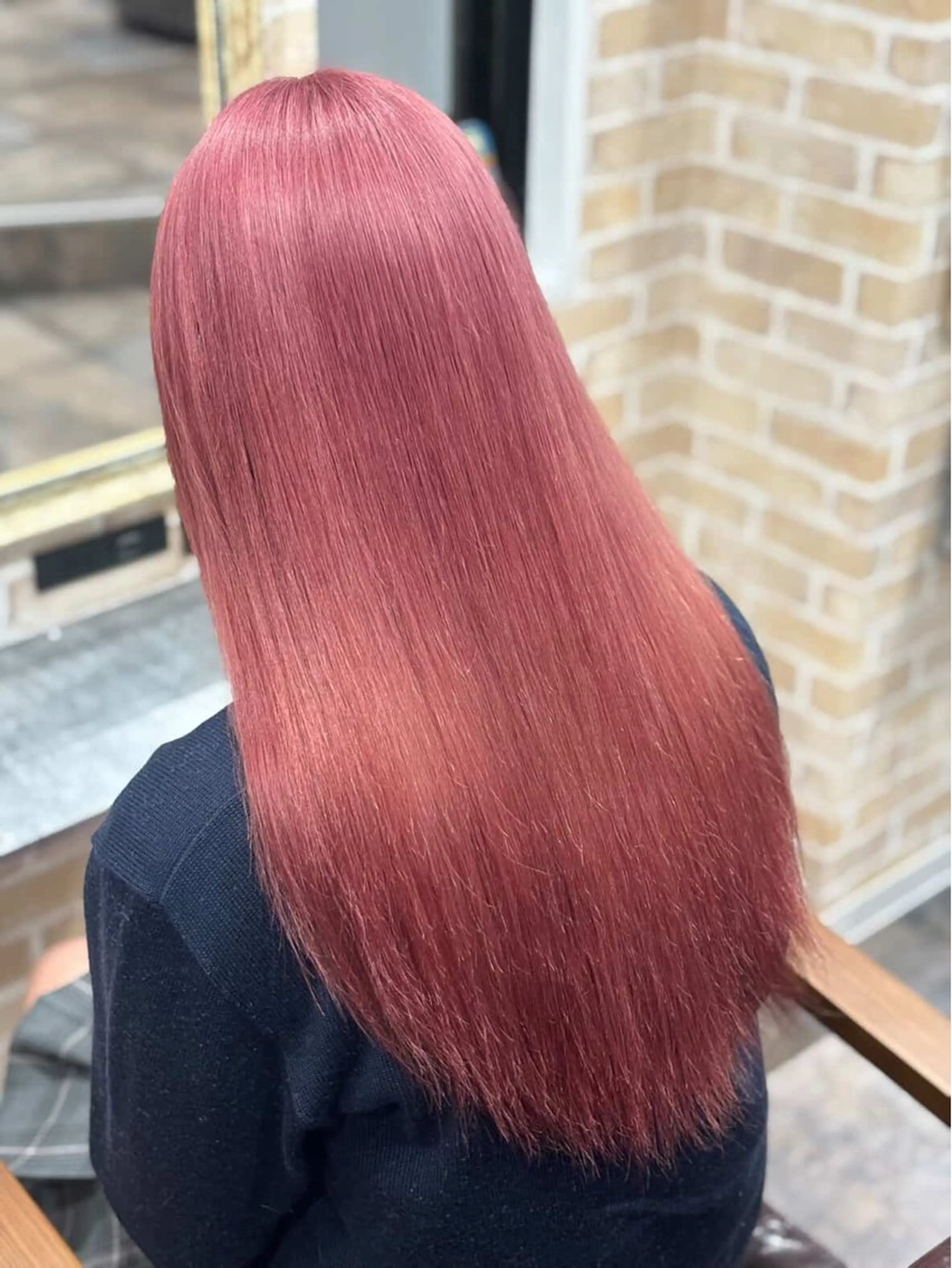 ロング カラー 成安 雪菜のヘアスタイル