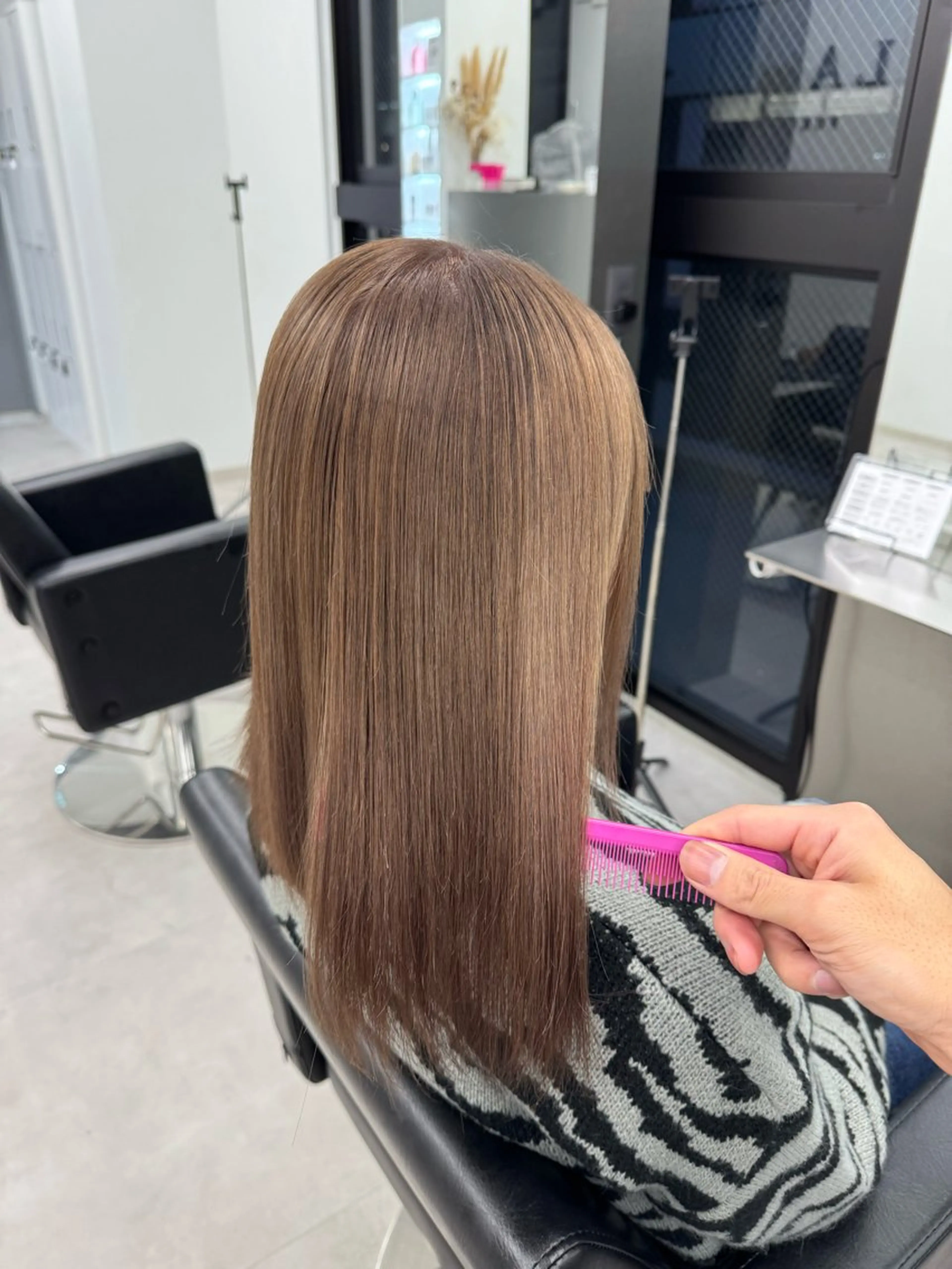 ミディアム カラー ベージュカラー ブリーチ ミルクティーベージュ カット ヘアカラー ハイトーン/エクステ /韓国ヘアKENTAのヘアスタイル