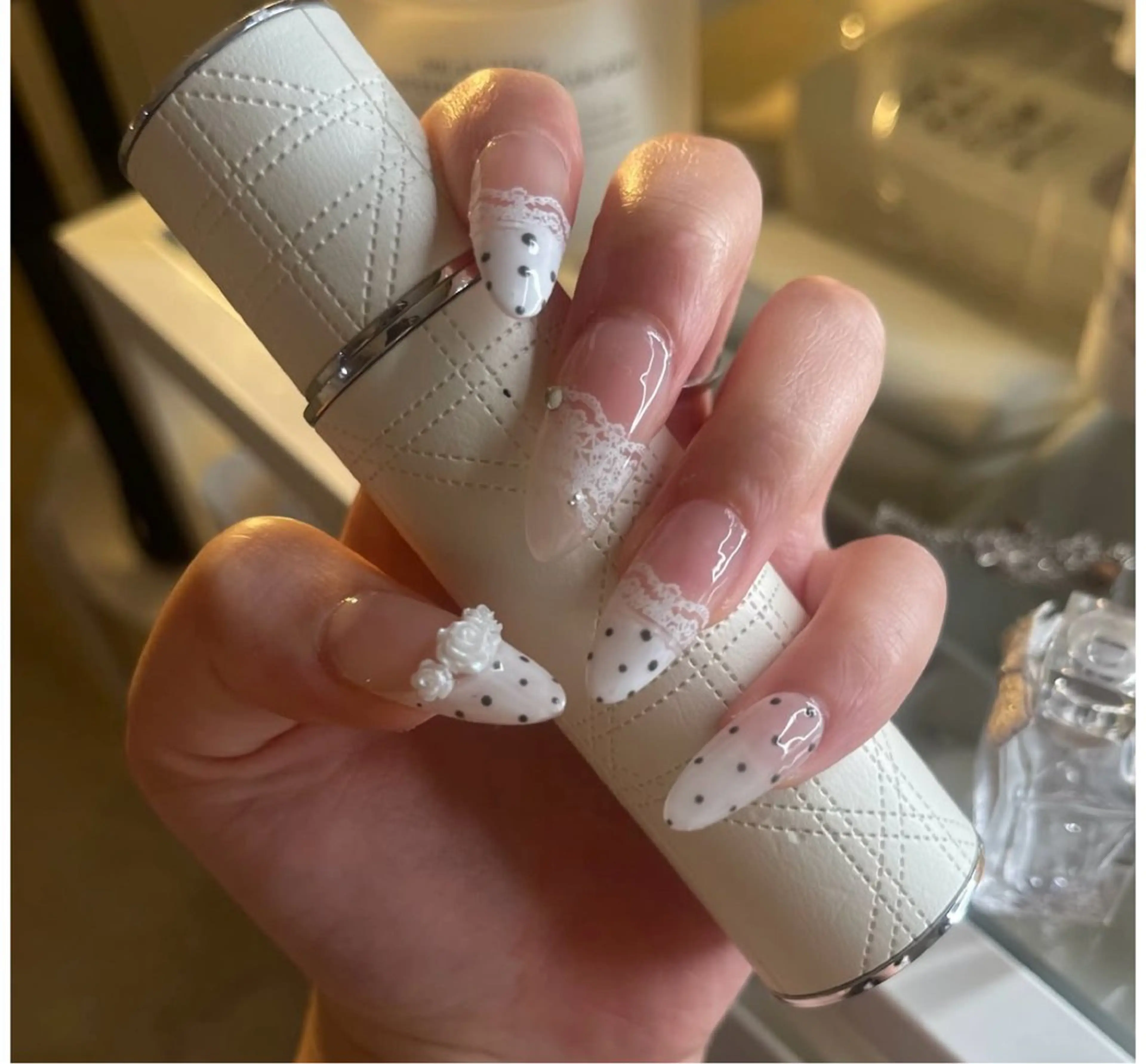 ネイル フレンチネイル キラキラネイル 韓国ネイル シンプルネイル ワンホンネイル ハンドネイル MEI Nailのネイルデザイン