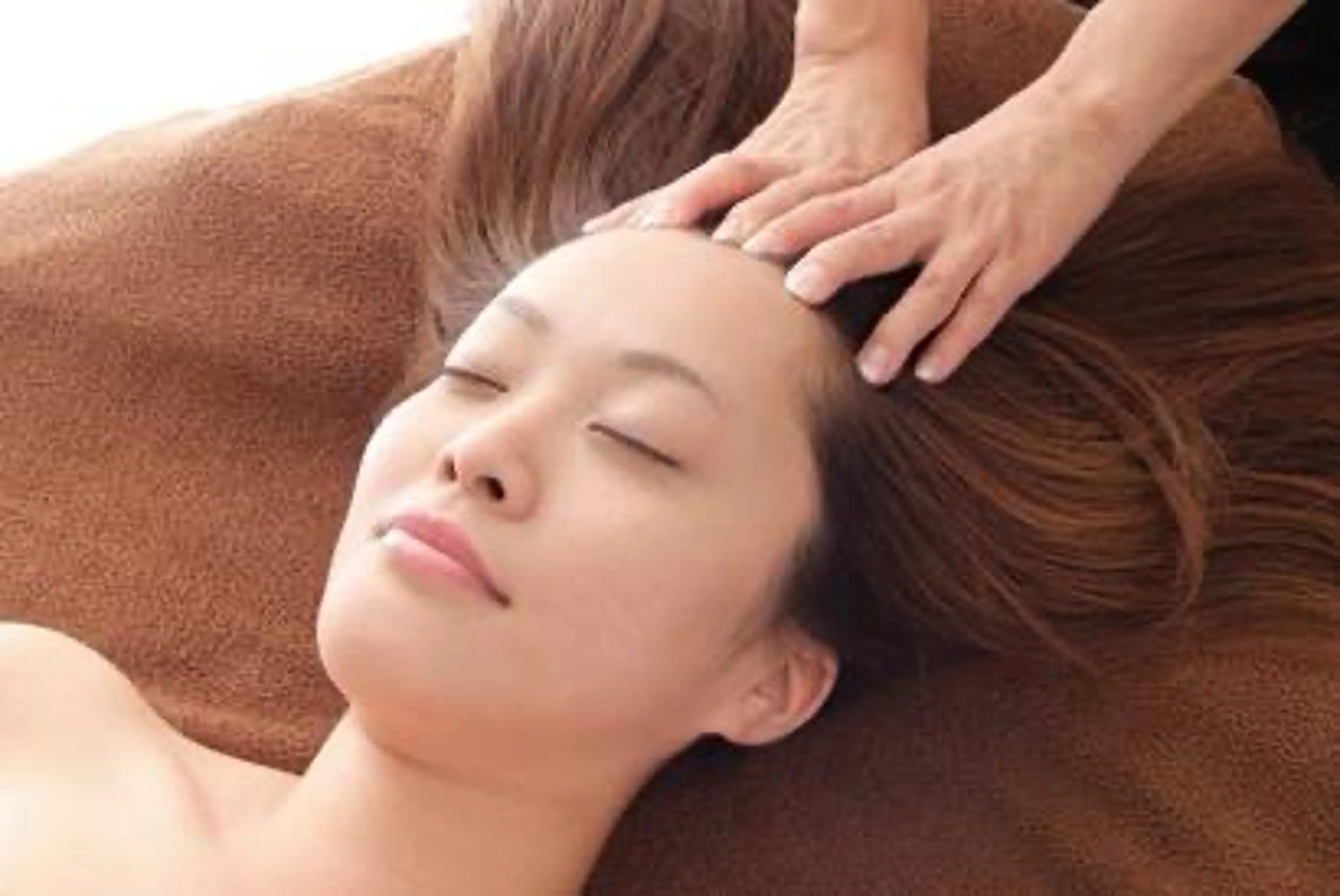 【ヘッド+デコルテリンパ】スマホ疲れ解消&小顔ケアの写真