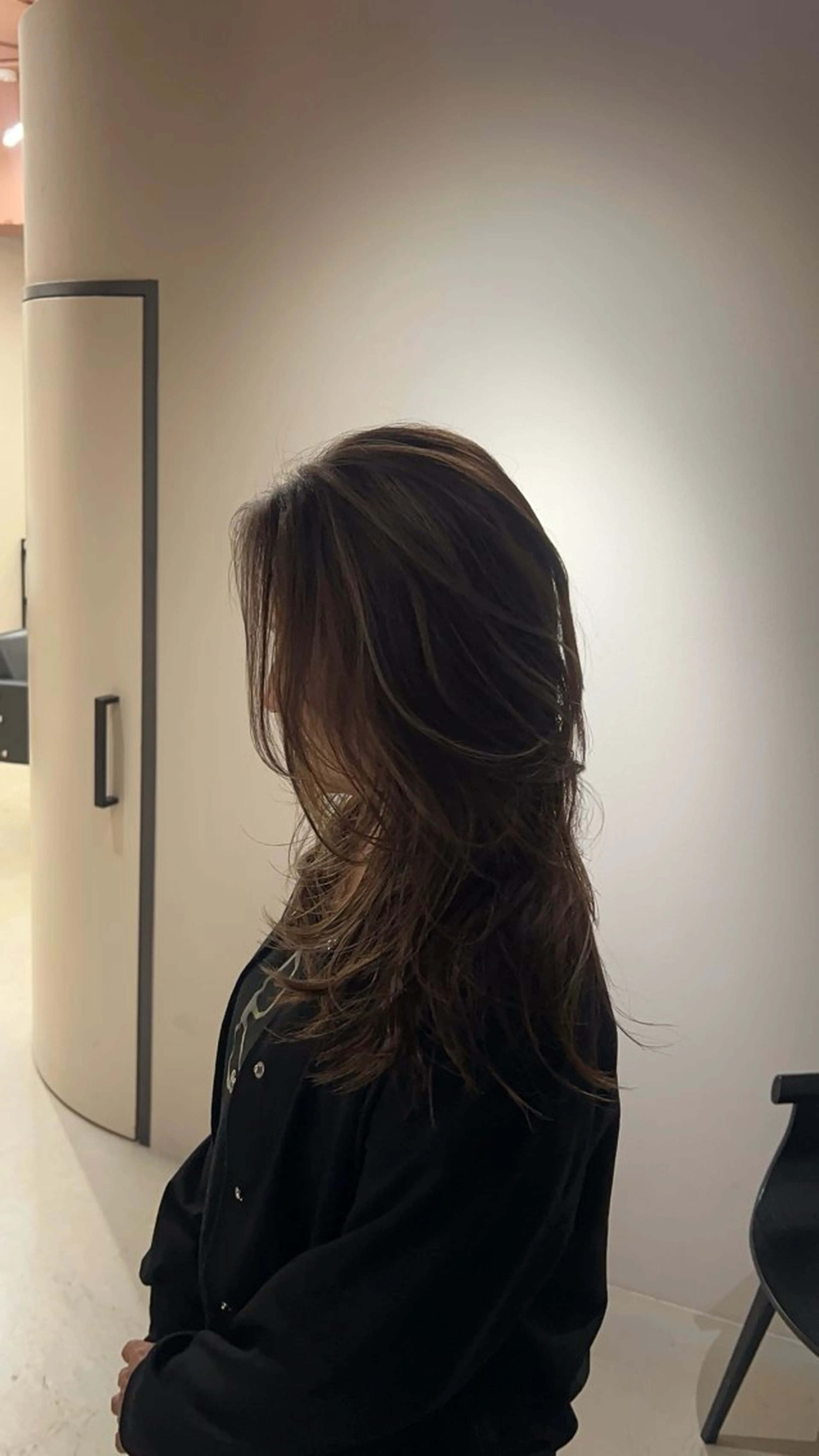 セミロング レイヤーカット 今が1番似合う自分に /志音のヘアスタイル