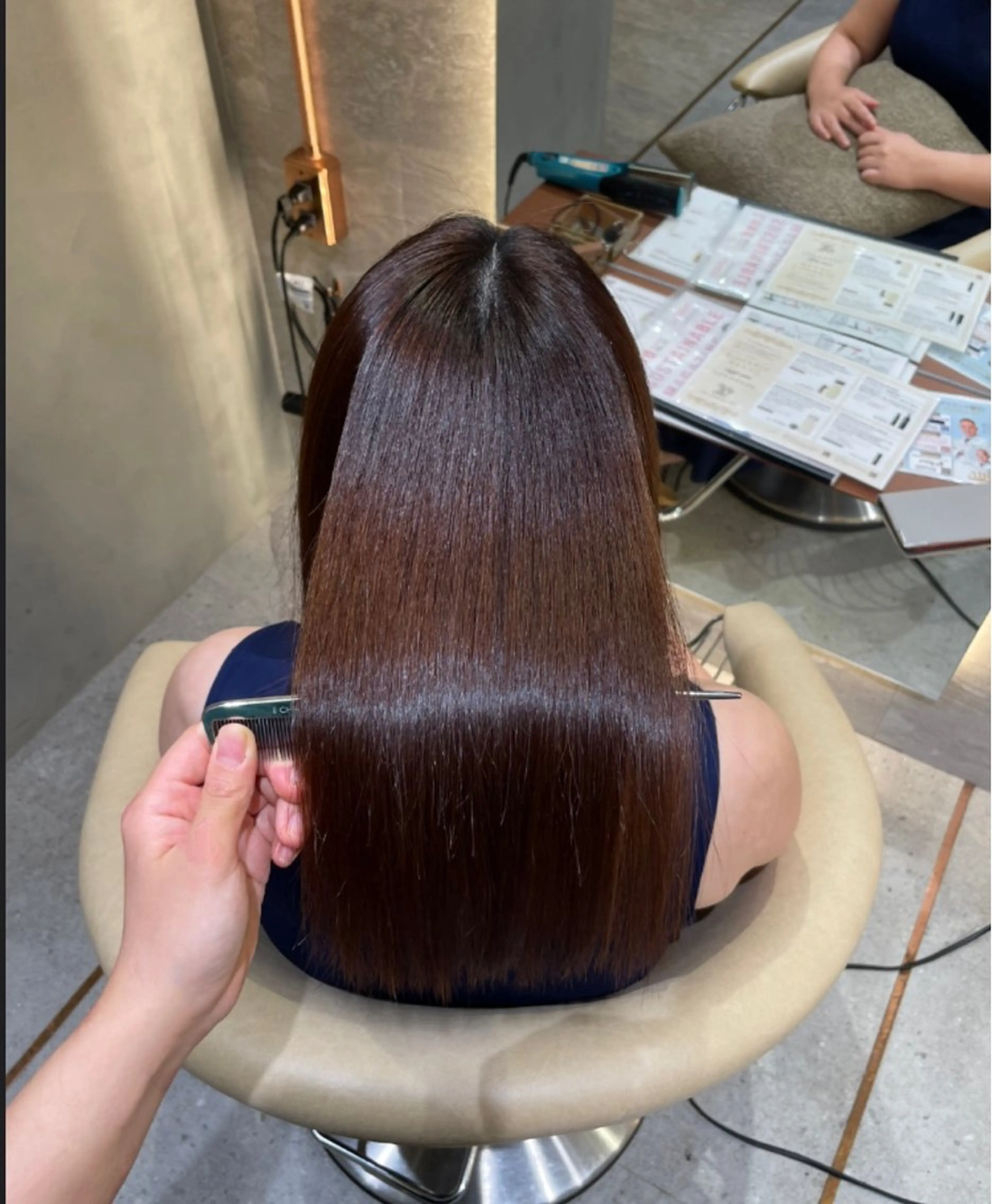 セミロング 🦋美髪矯正、髪質 改善のプロ🦋アオイのヘアスタイル