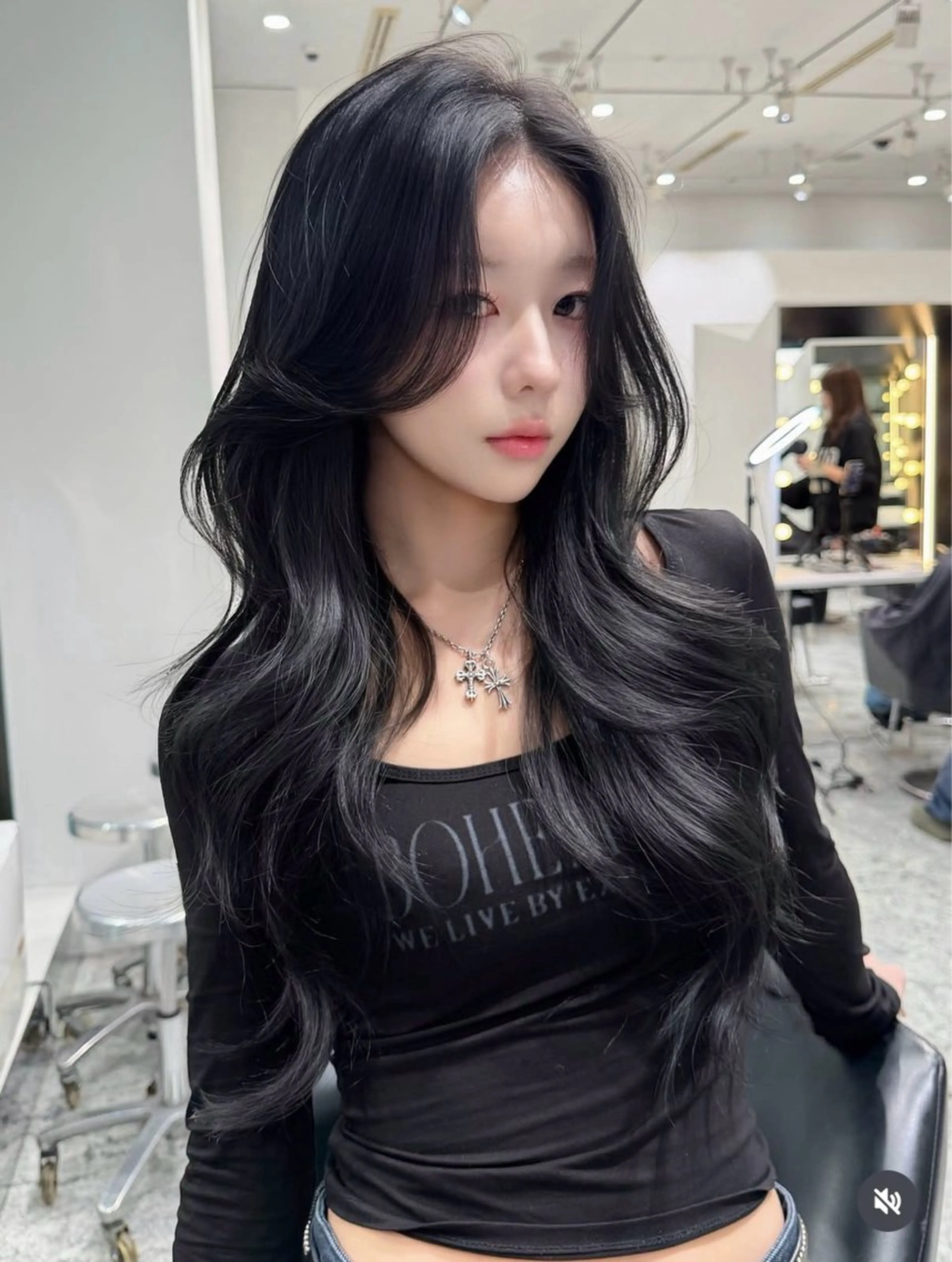 ロング 小顔見えカット/ 韓国レイヤー🇰🇷のヘアスタイル