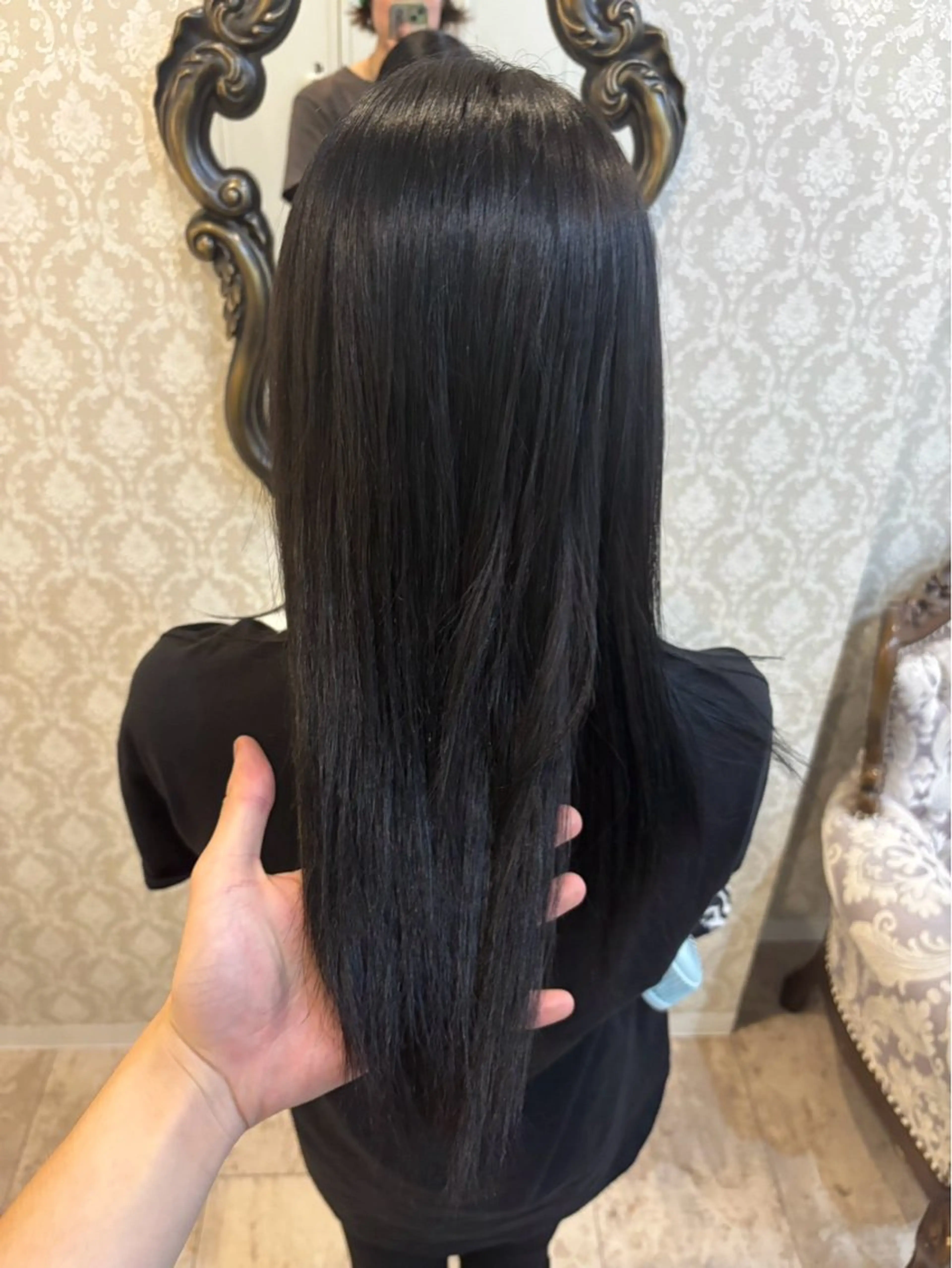 ロング カラーモデル/烏丸 琴美のヘアスタイル