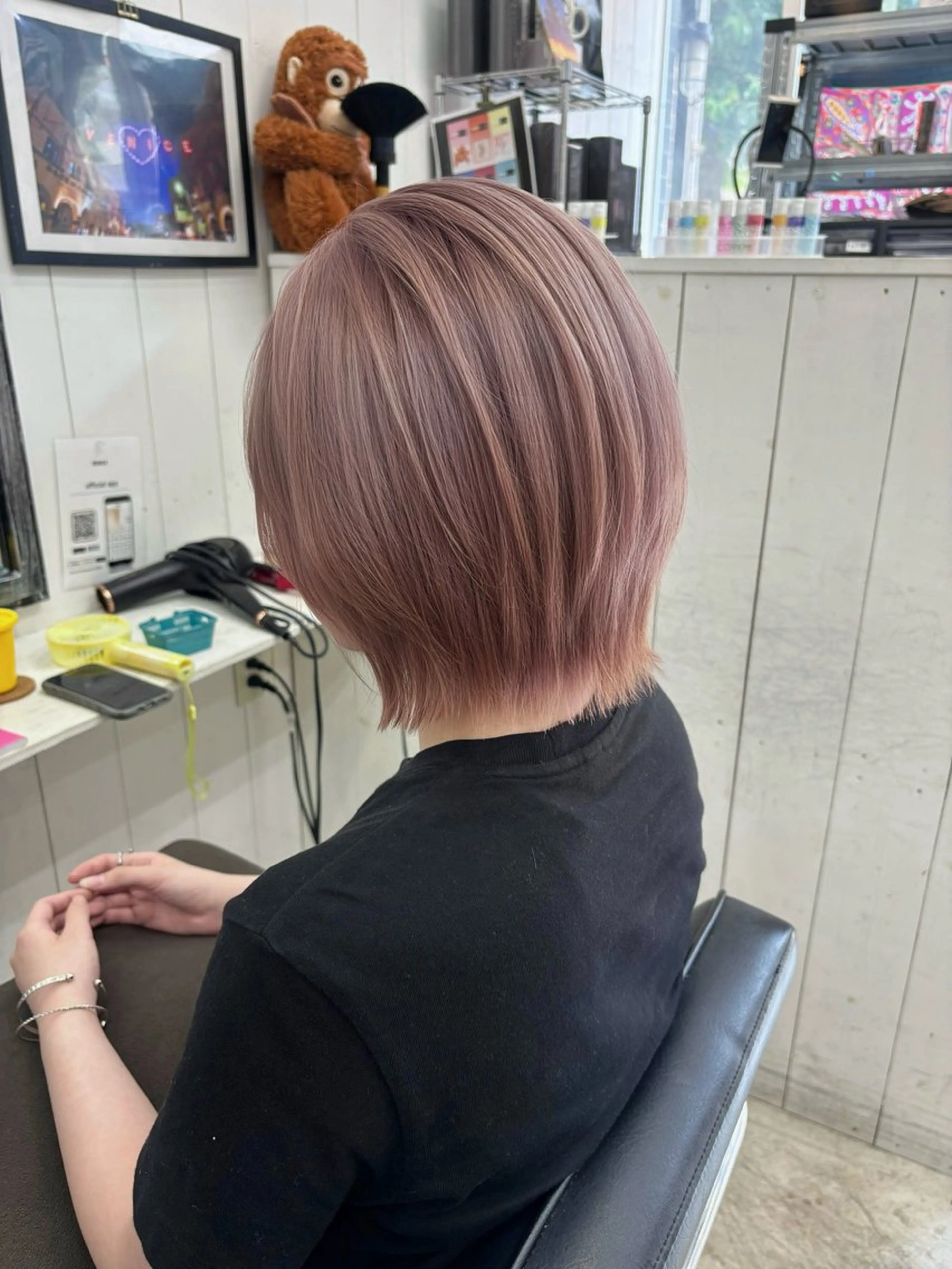 ショート カラー カット ヘアカラー トリートメント Ann./艶髪 /レイヤーカットのヘアスタイル